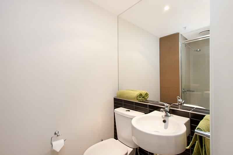 Student Living On Riversdale, Melbourne - Melbourne, Victoria, Australia - Bathroom