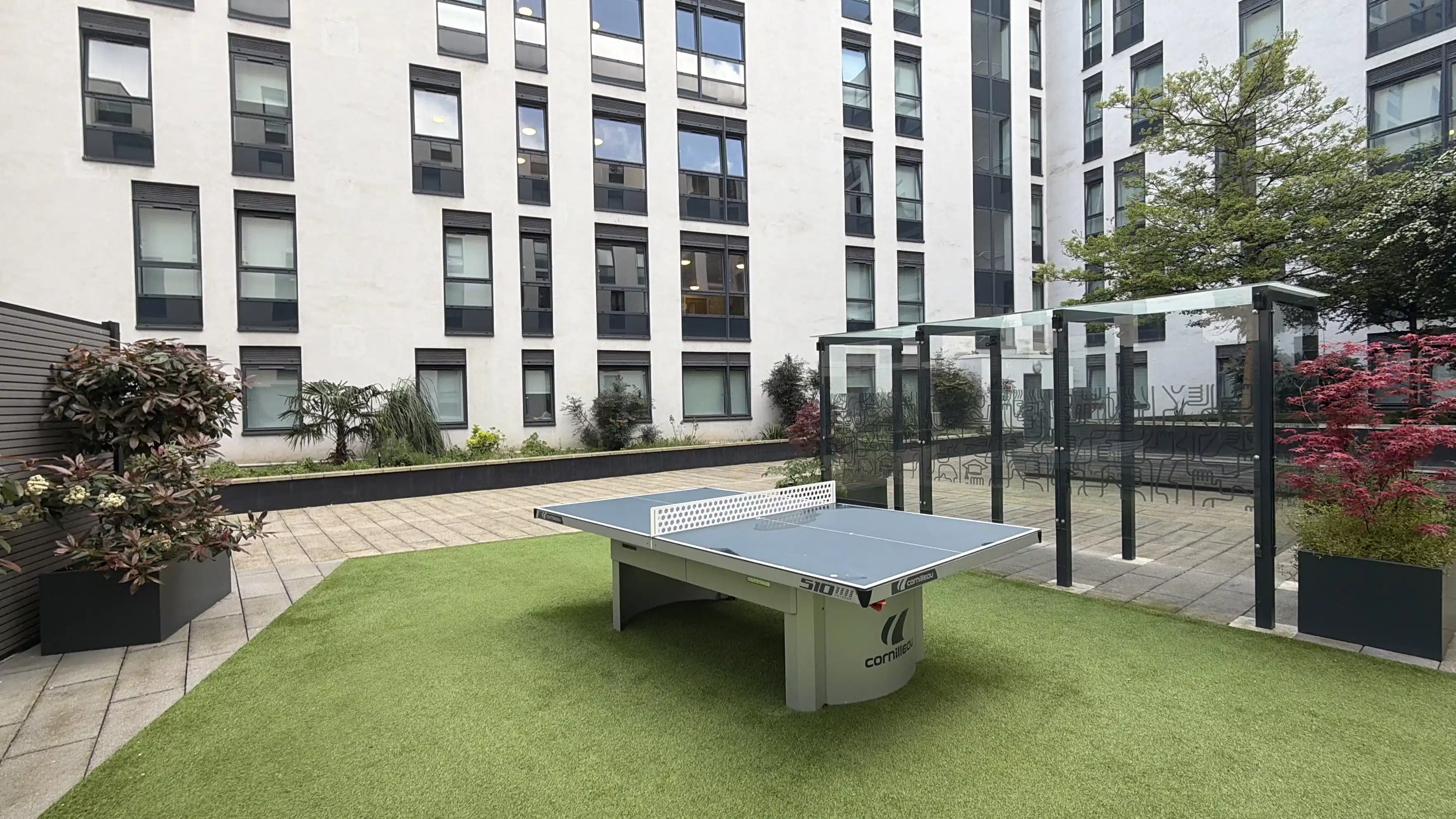 iQ Sterling Court, London image 22