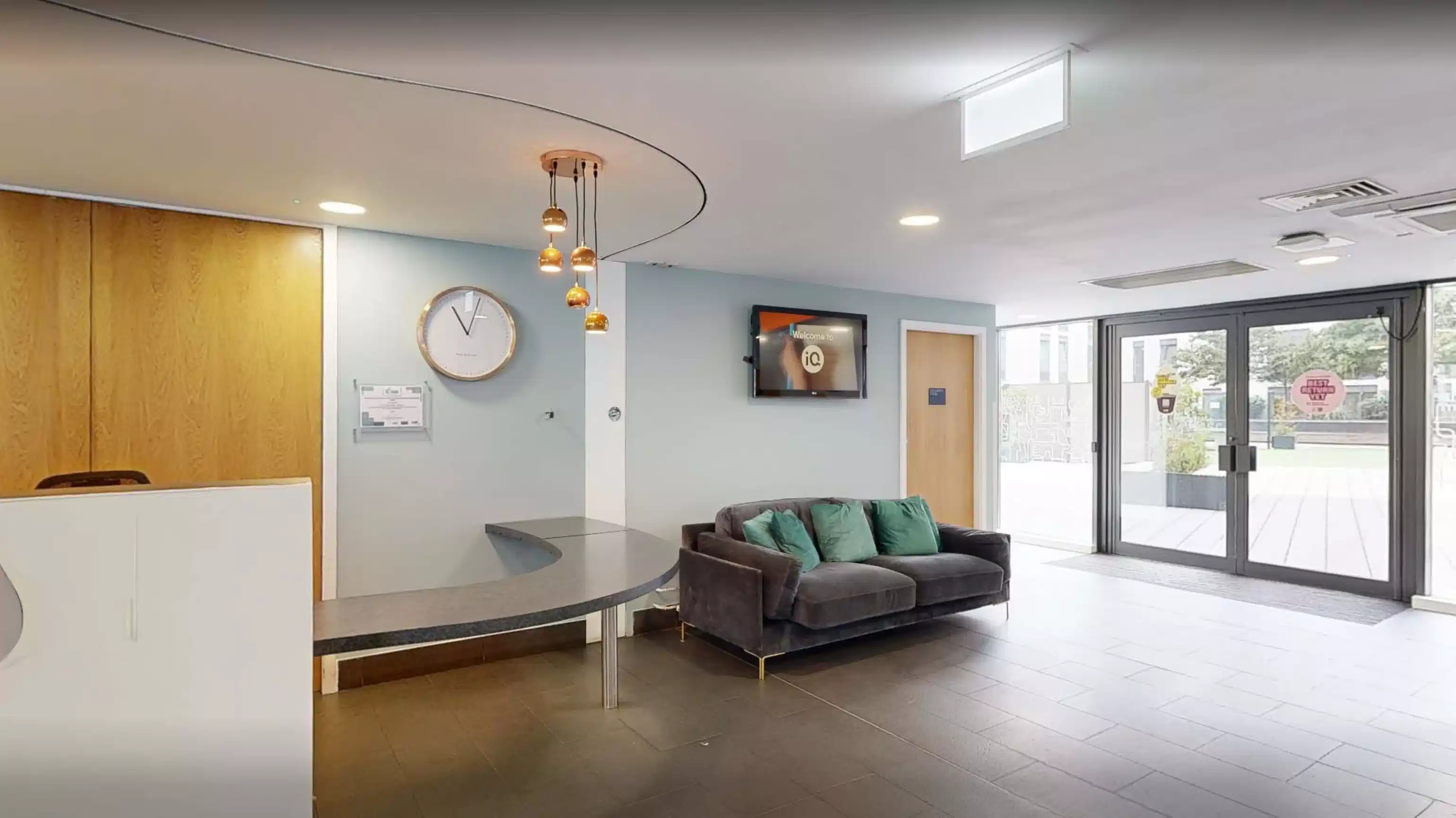 iQ Sterling Court, London image 39