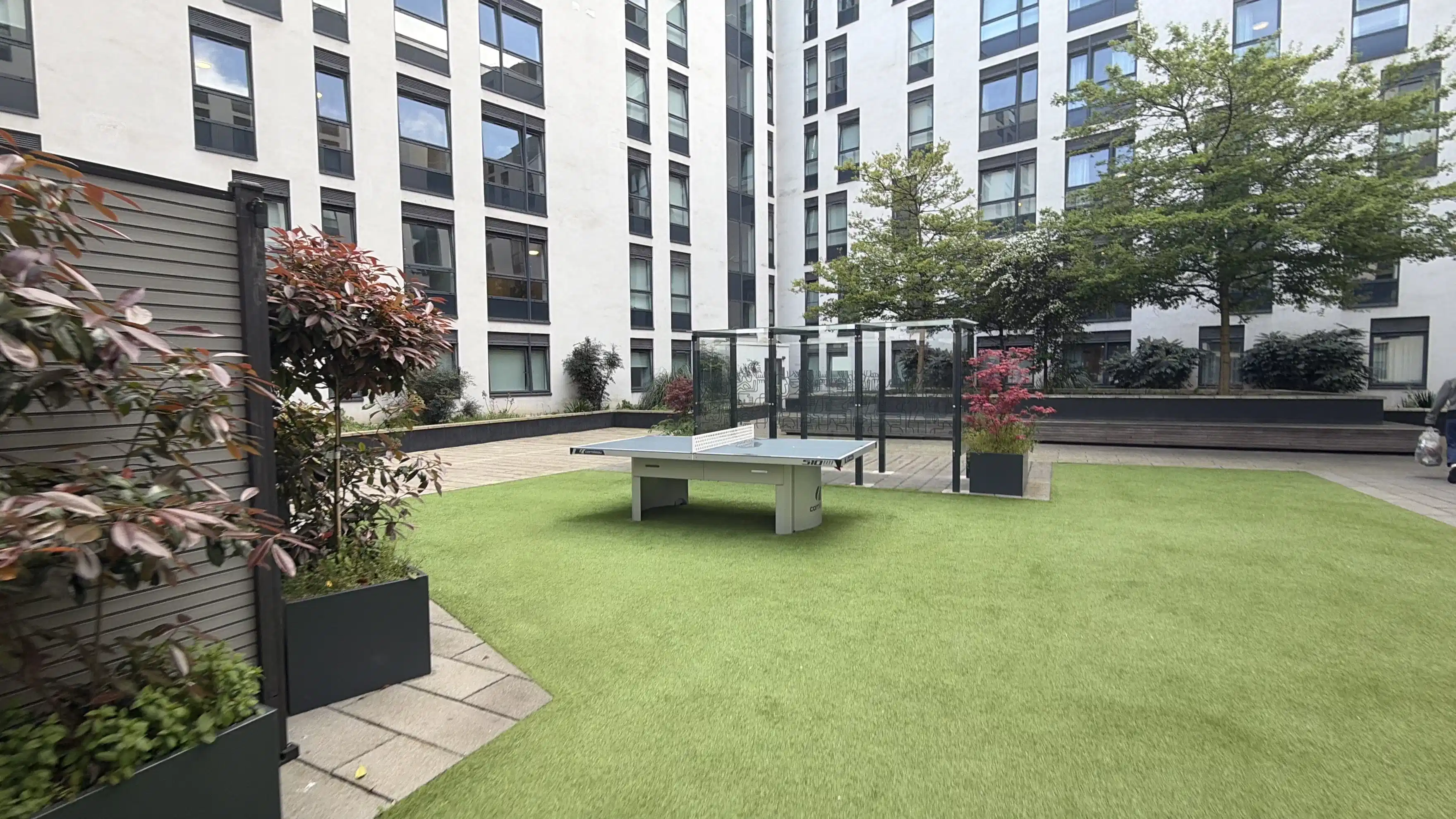 iQ Sterling Court, London image 21