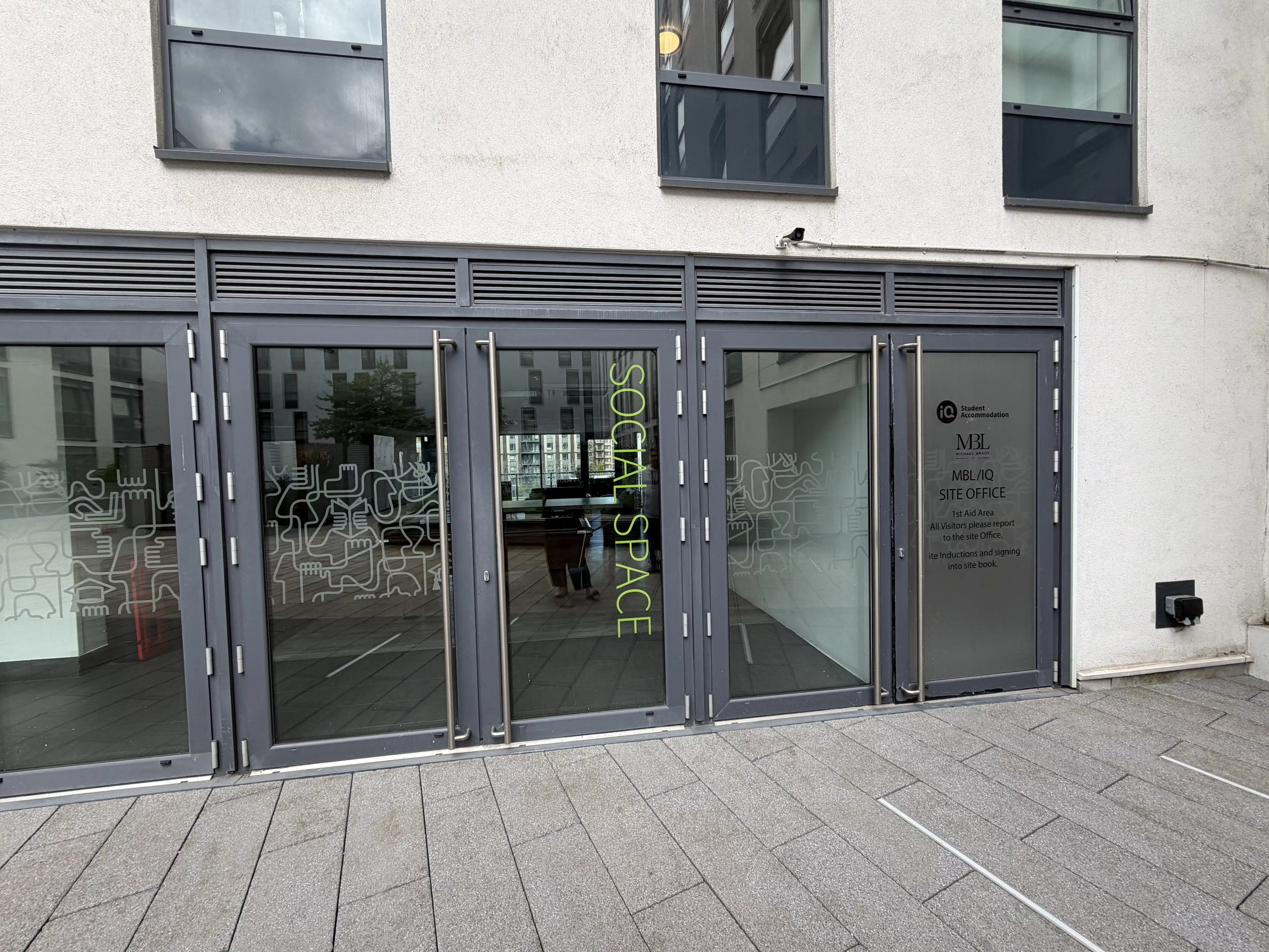 iQ Sterling Court, London image 15