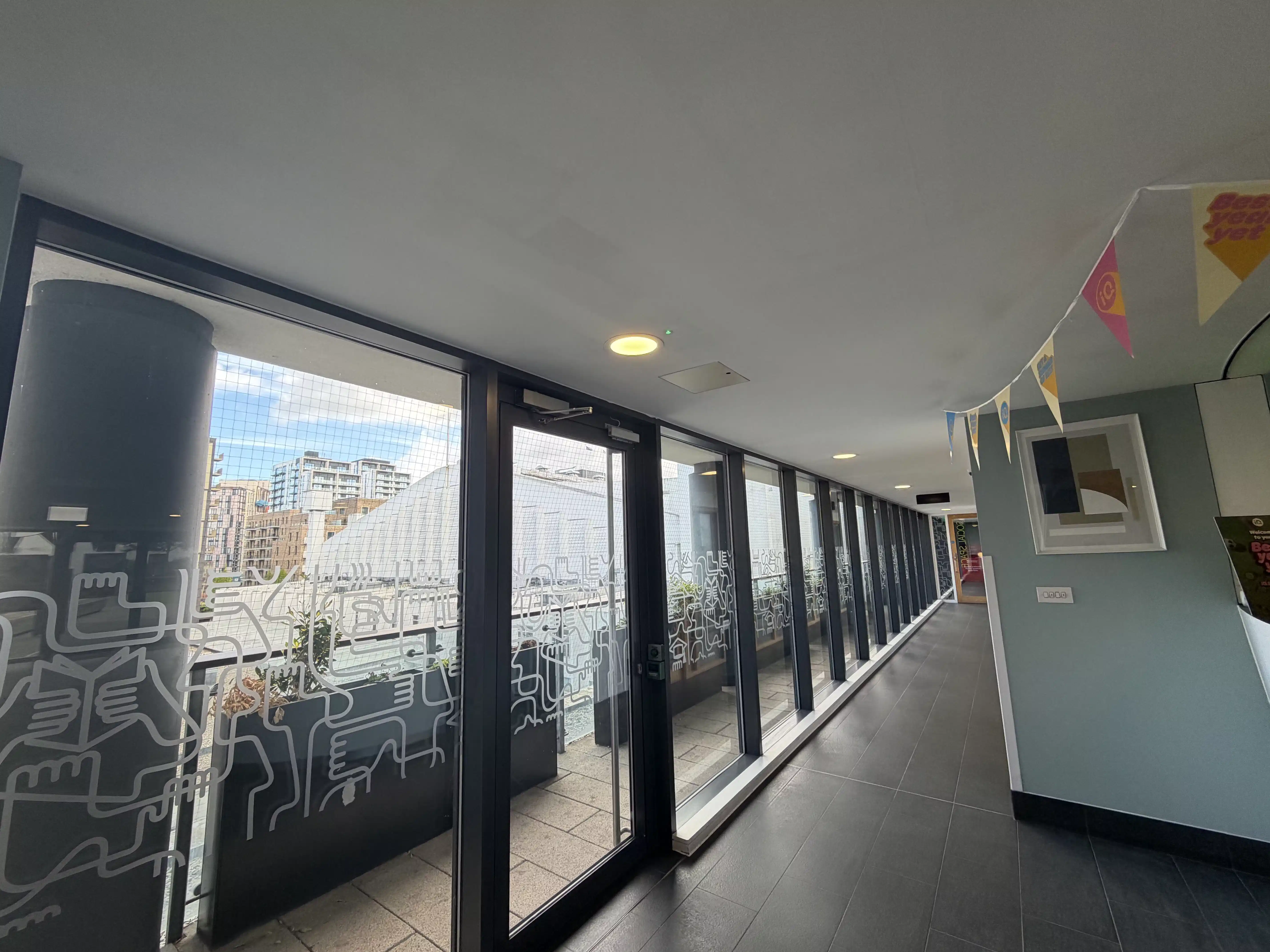 iQ Sterling Court, London image 11