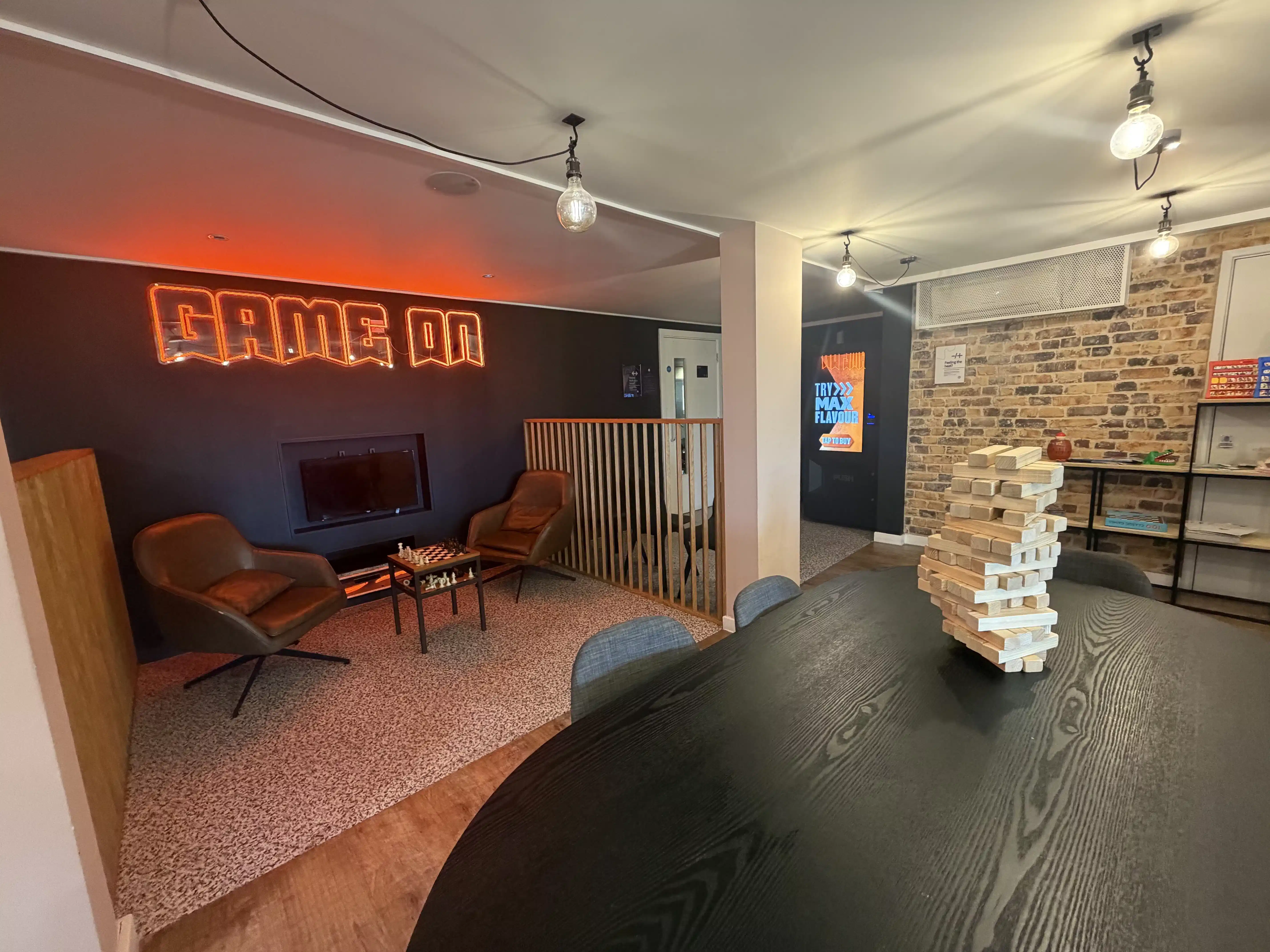 iQ Tufnell House, London image 32