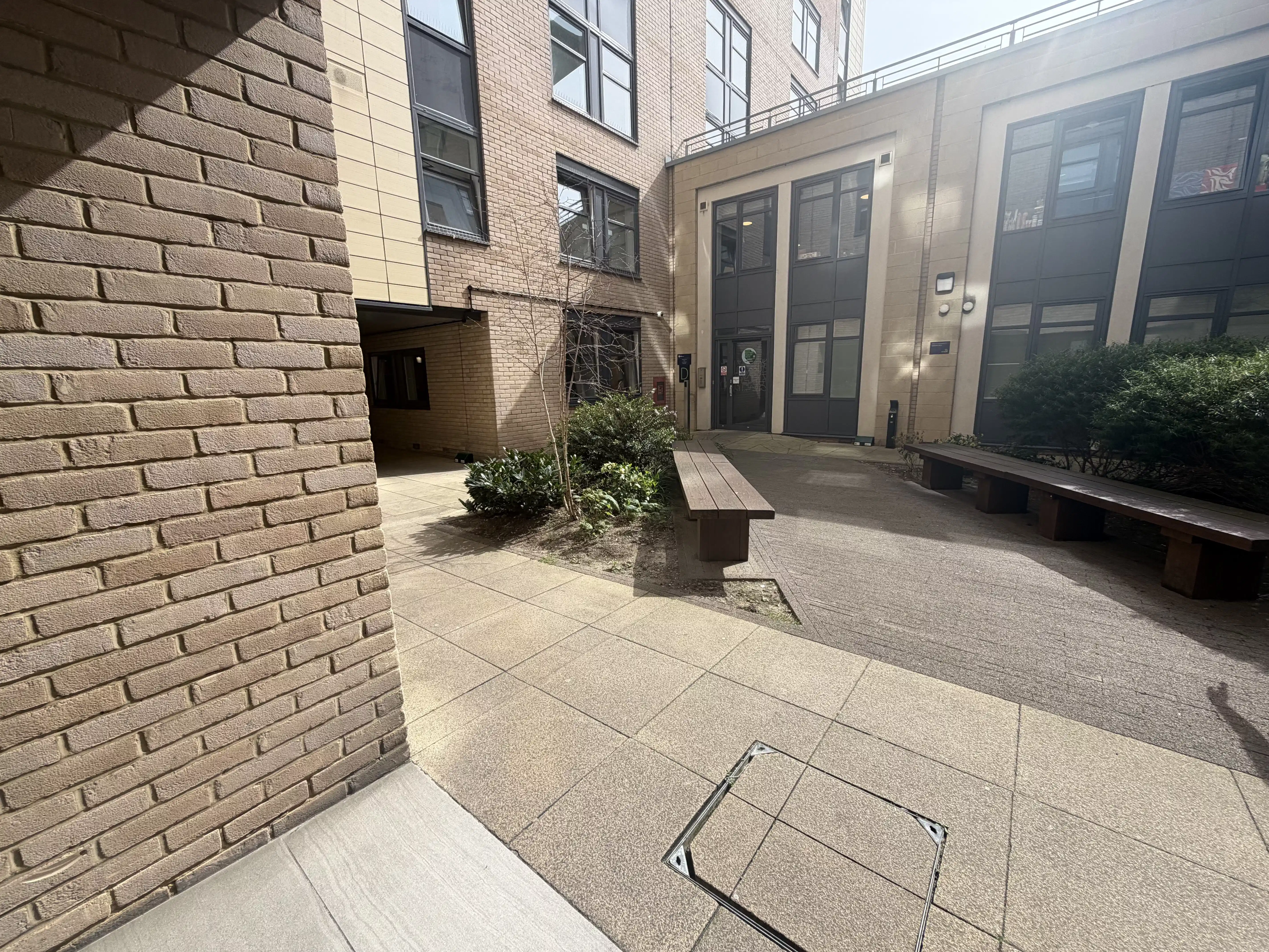 iQ Tufnell House, London image 50