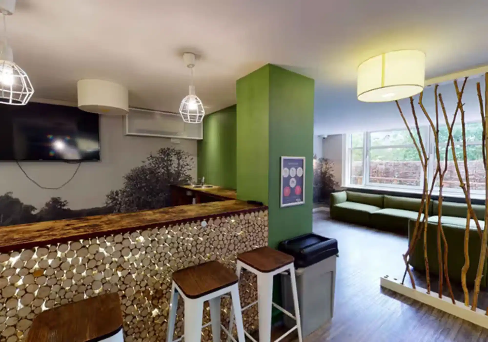iQ Tufnell House, London image 21