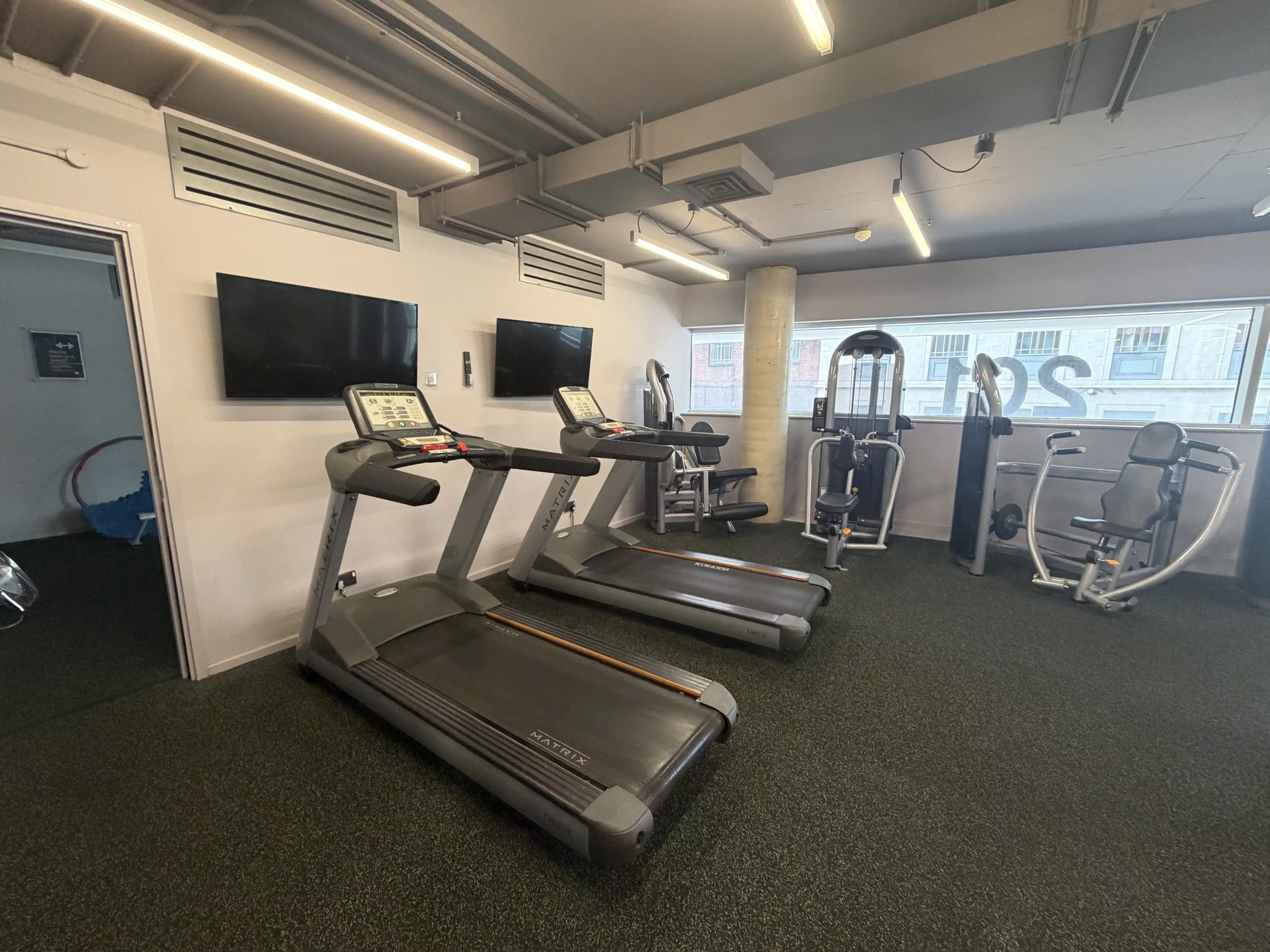 iQ Highbury, London image 36