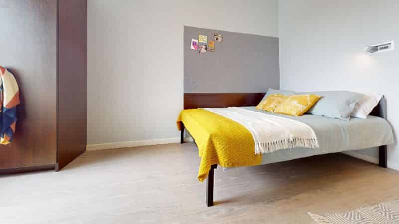 Gold En Suite Plus