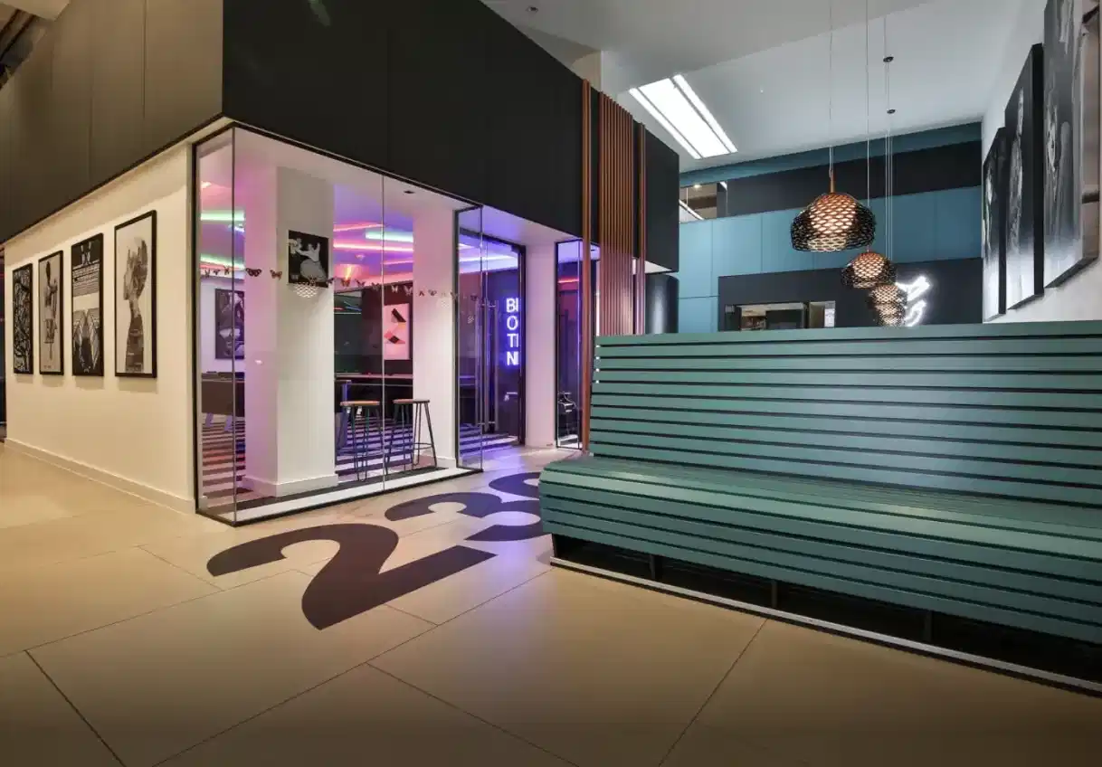 iQ Hammersmith, London image 19