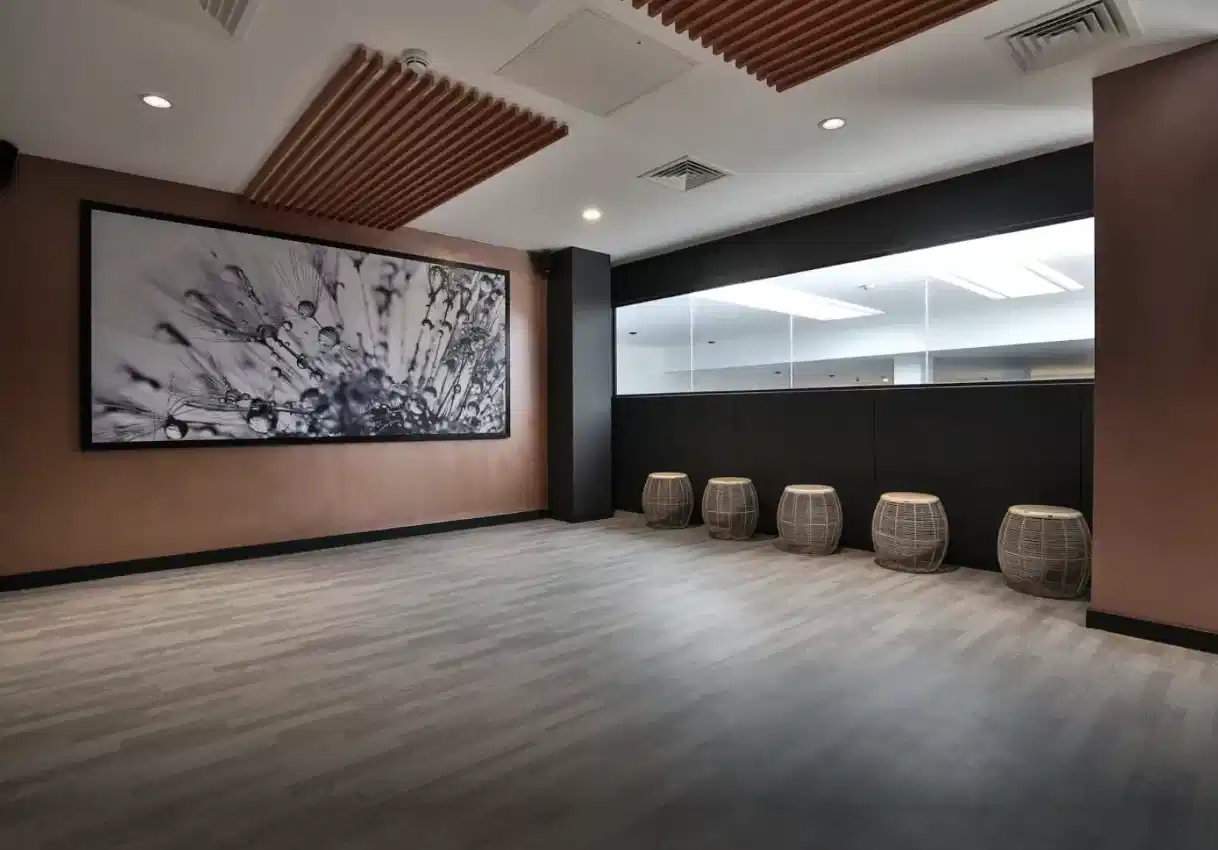 iQ Hammersmith, London image 29
