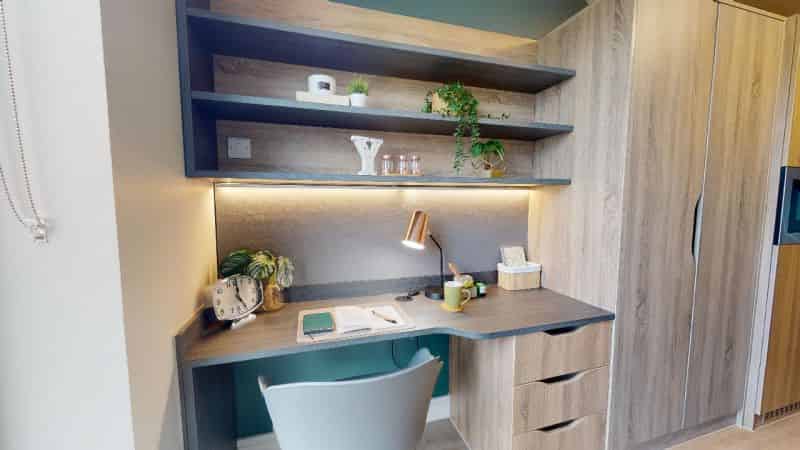 Amenities?w=400&h=260&fit=crop&q=40&auto=format&trim=auto