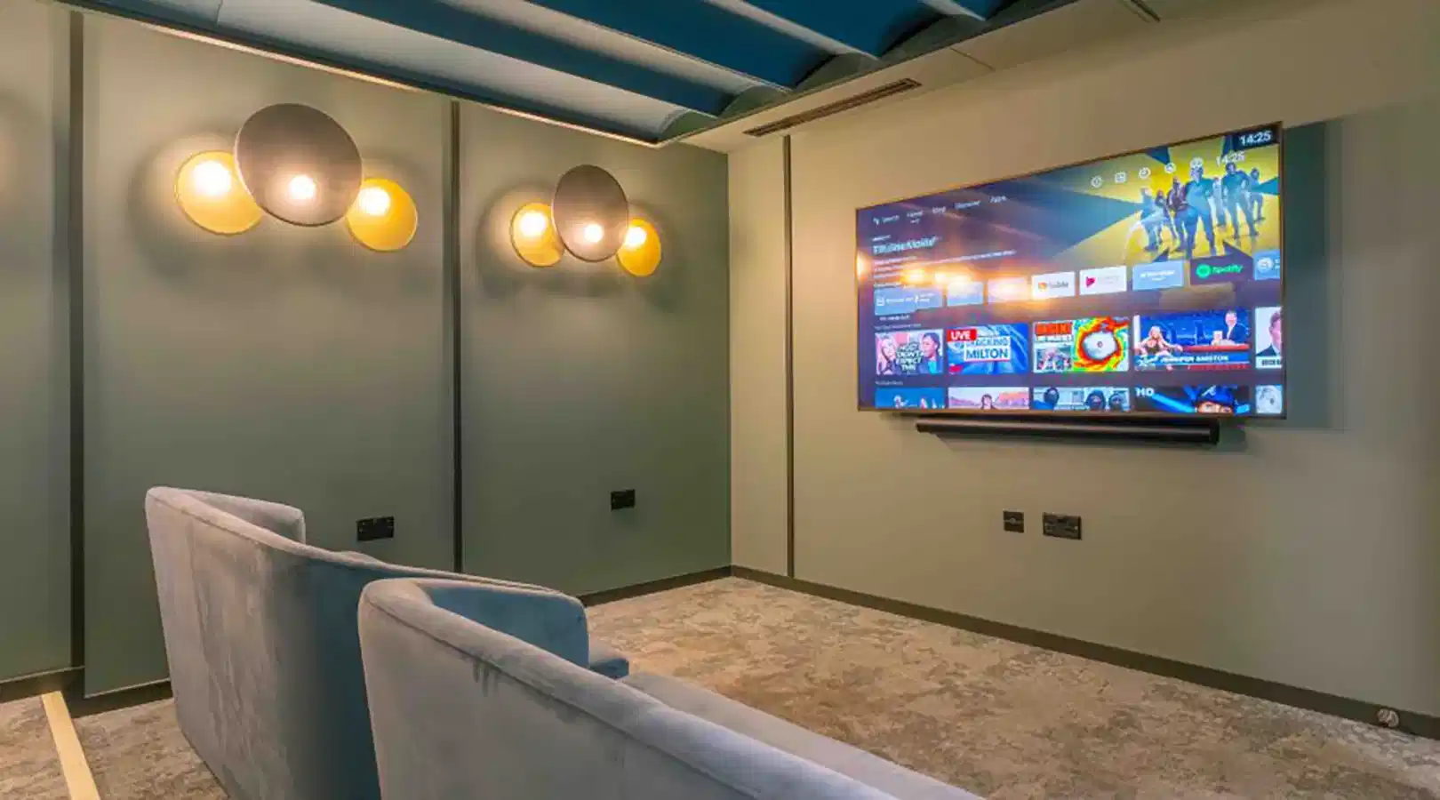 iQ City, London image 35