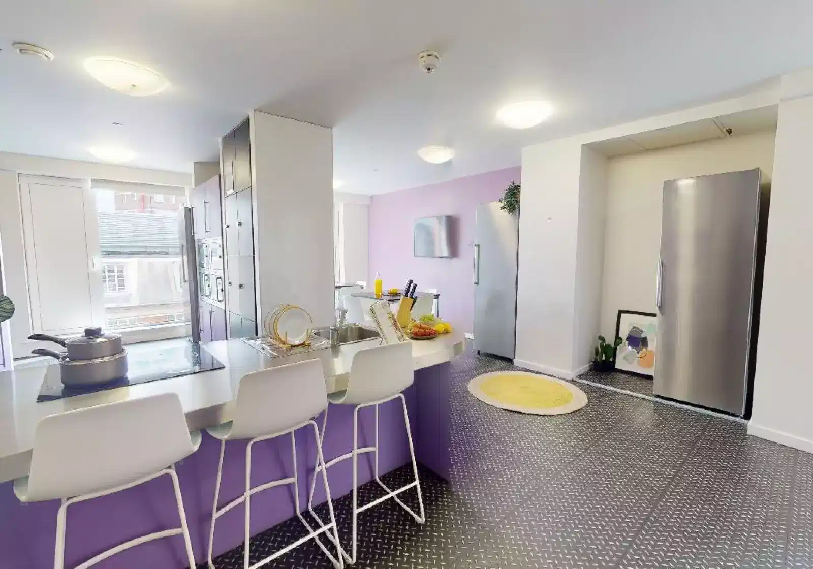 Silver En Suite