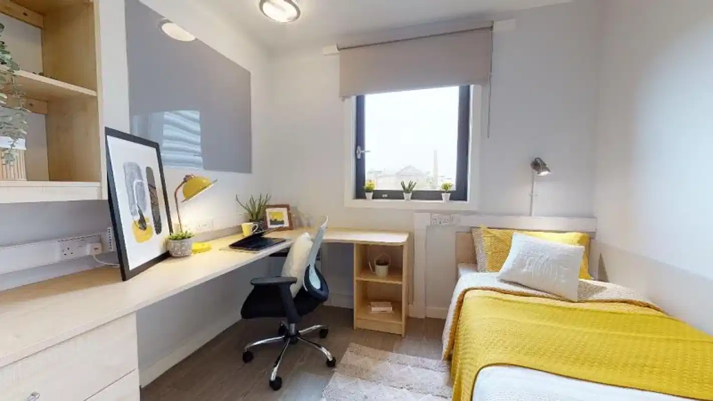 Bronze En Suite Plus