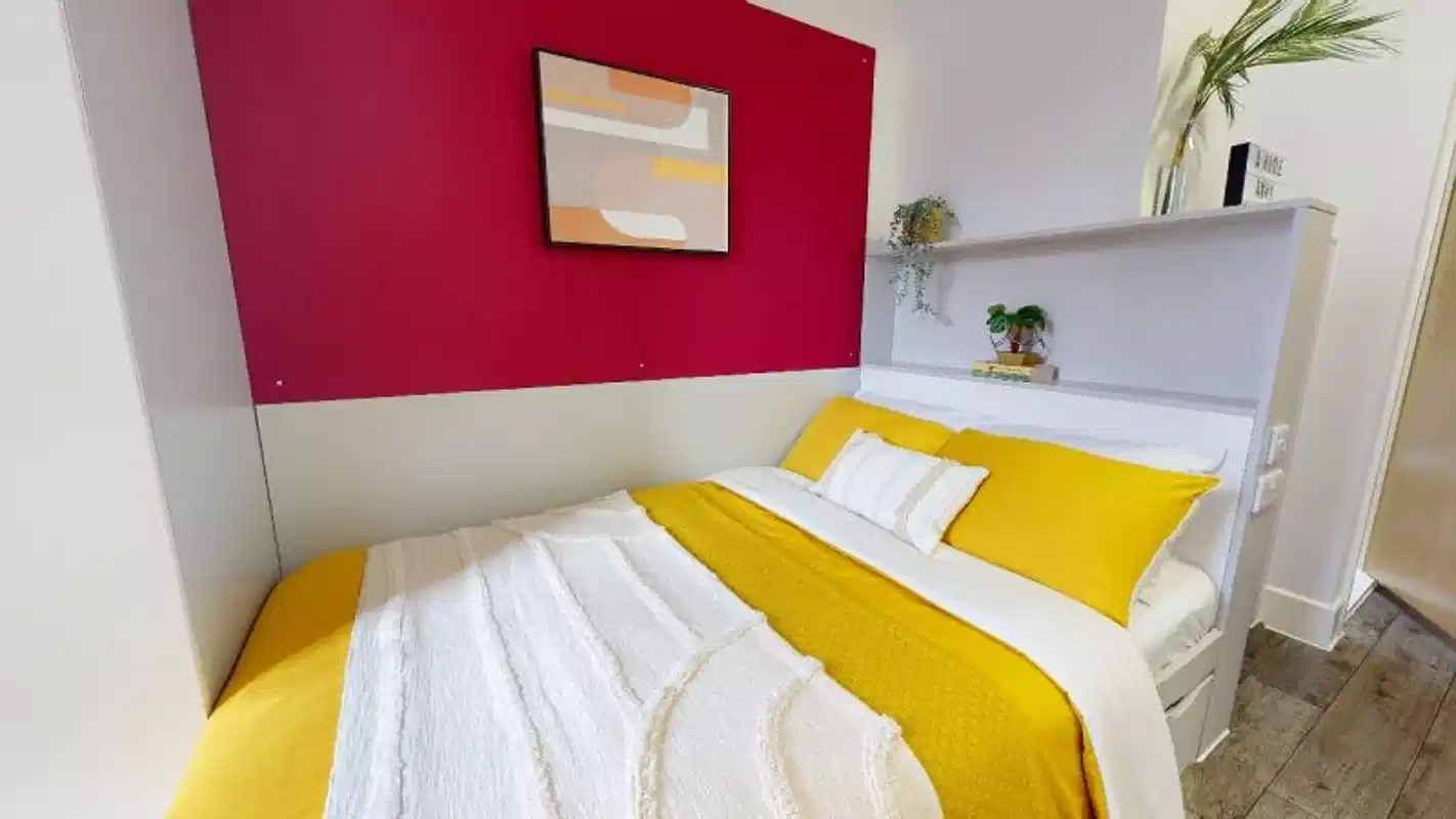 Bronze En Suite Plus