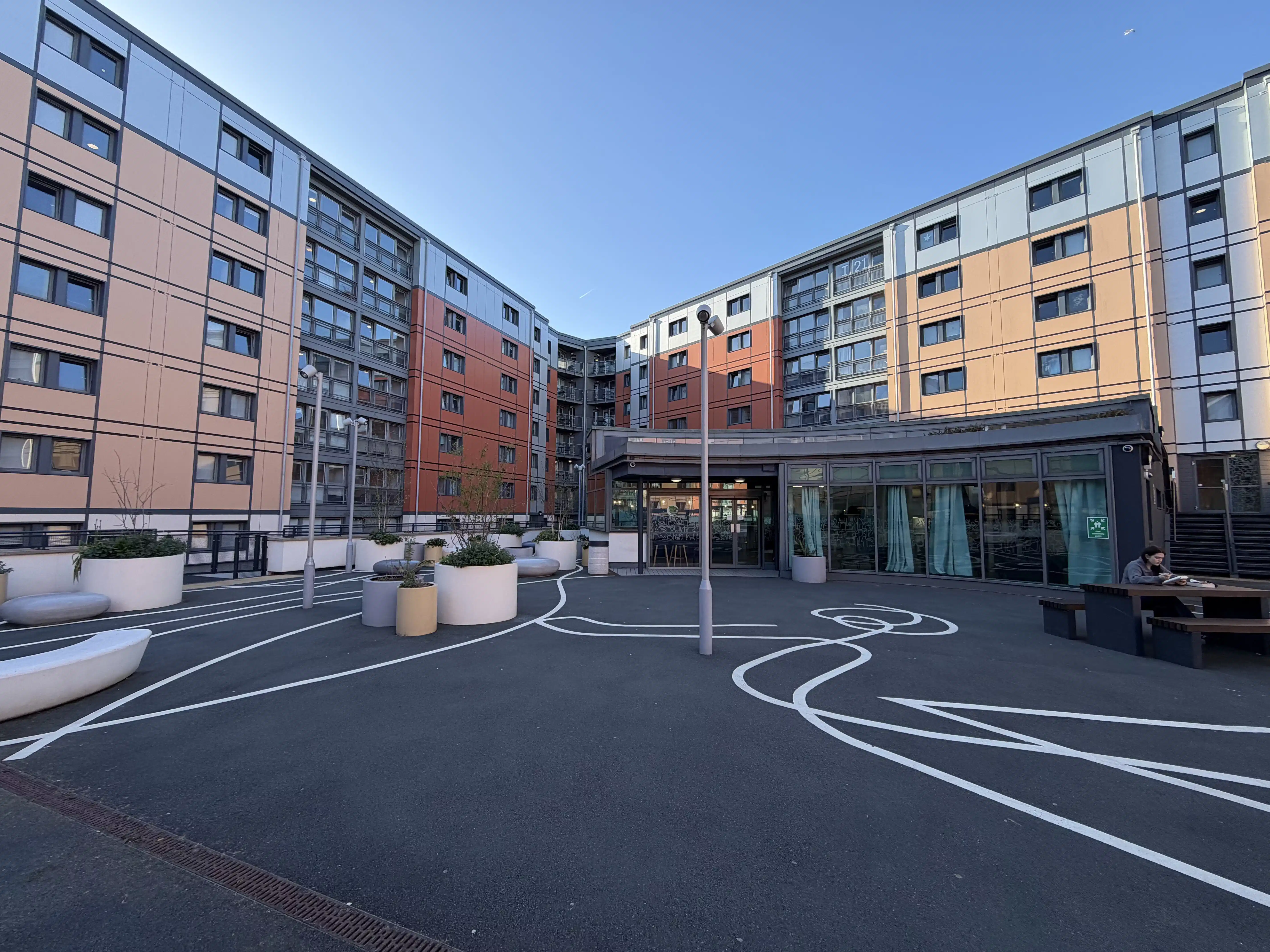 iQ Kerria Apartments, Manchester image 81