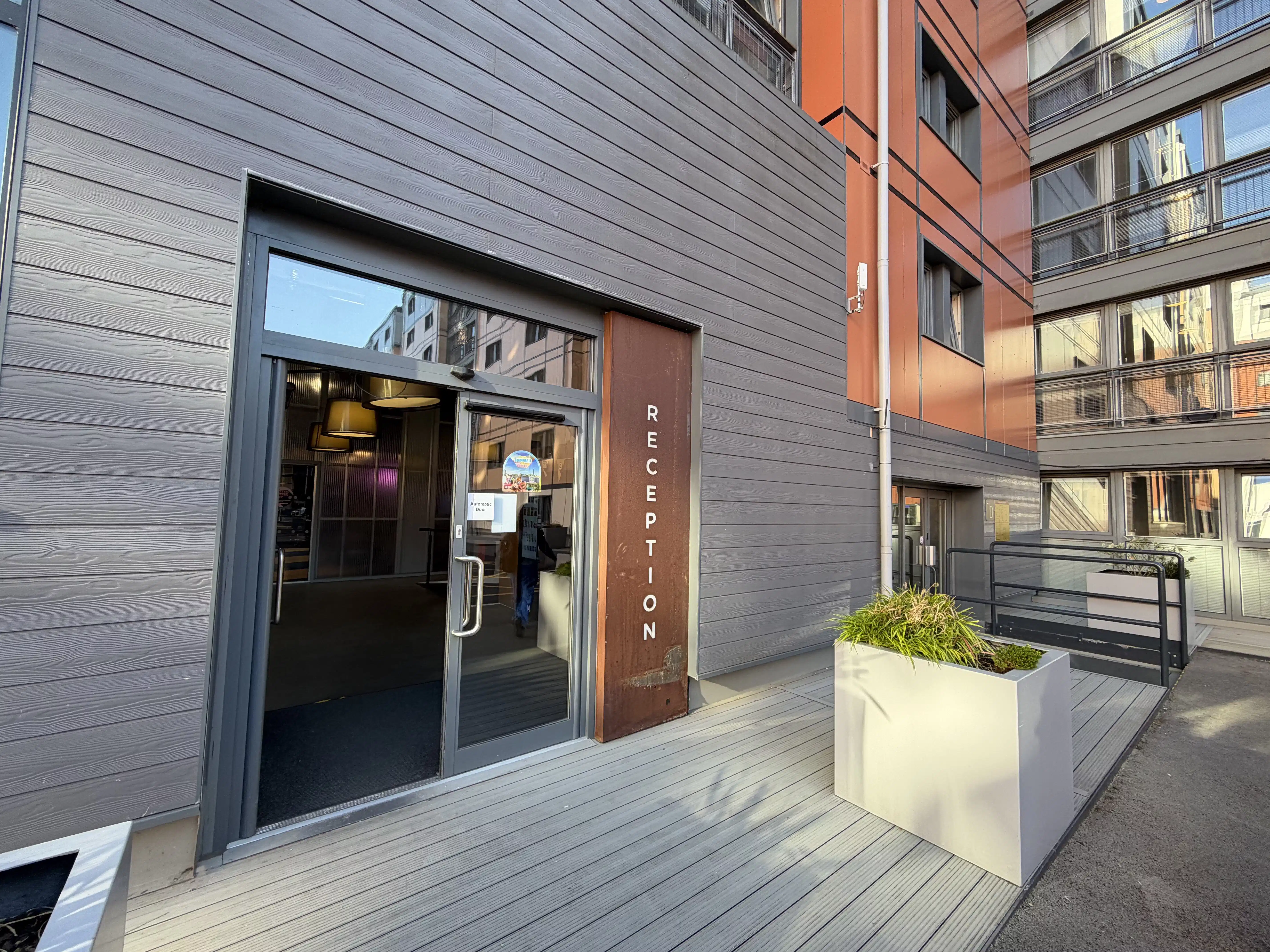 iQ Kerria Apartments, Manchester image 85