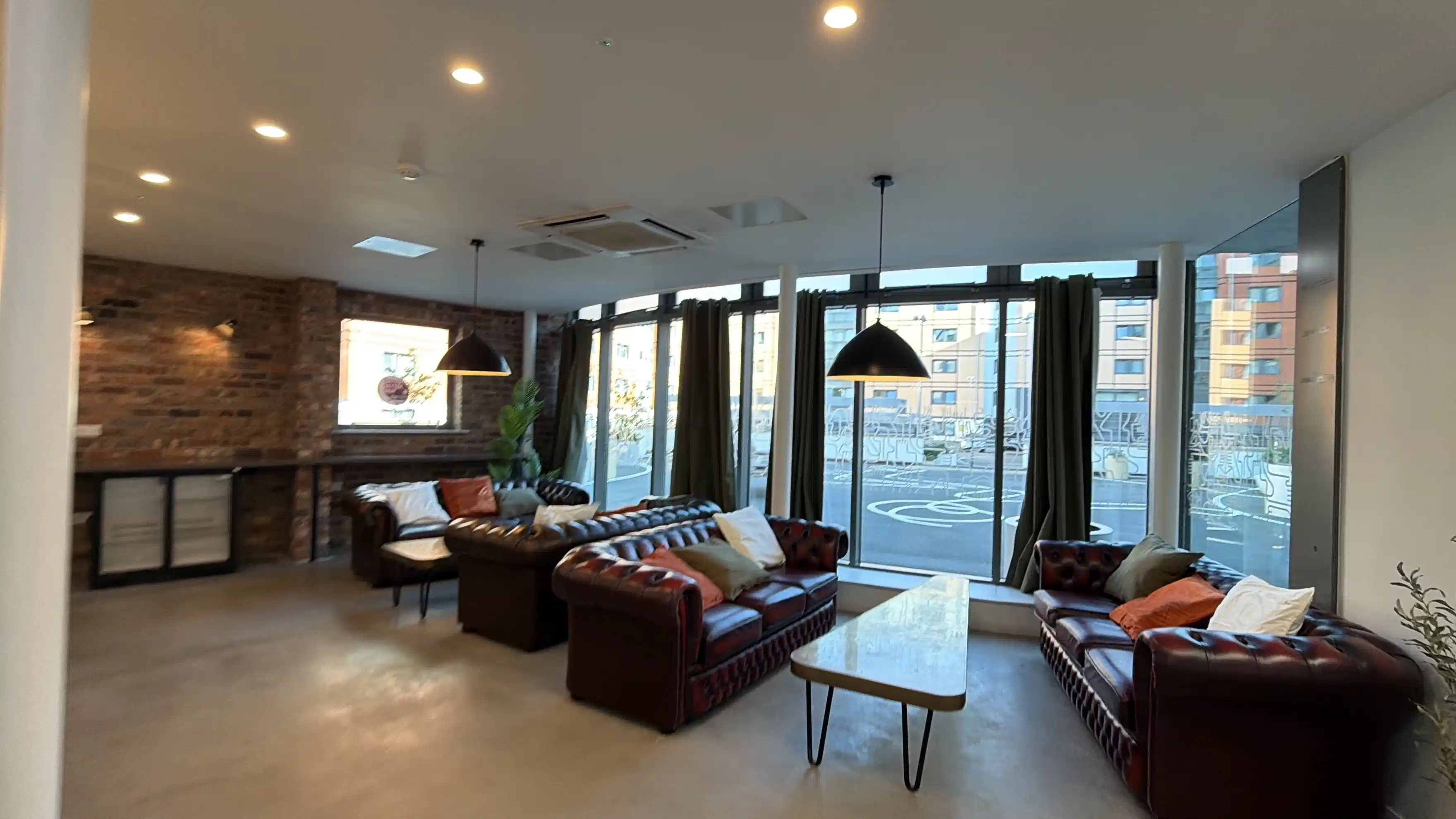 iQ Kerria Apartments, Manchester image 33