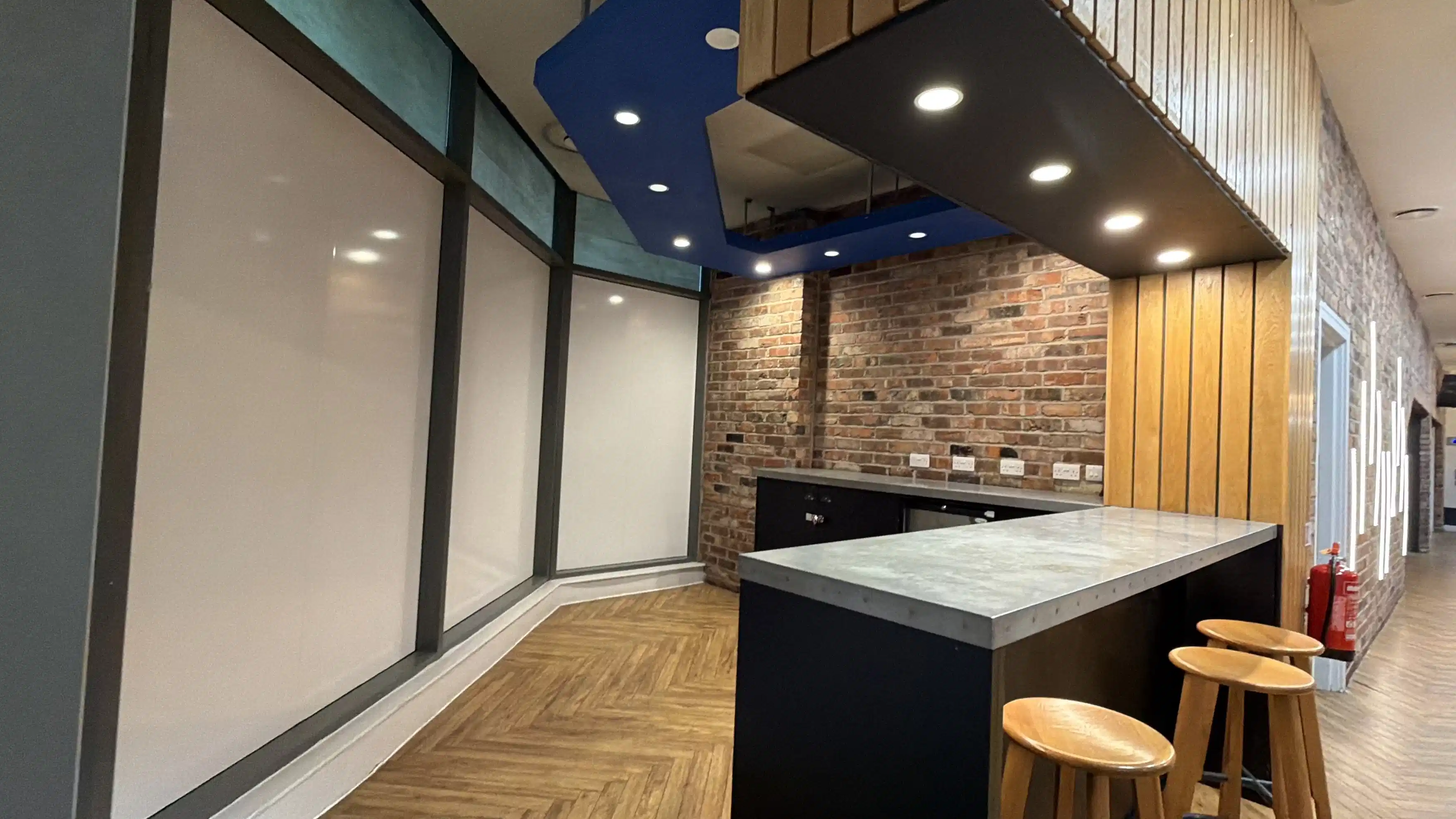 iQ Kerria Apartments, Manchester image 60