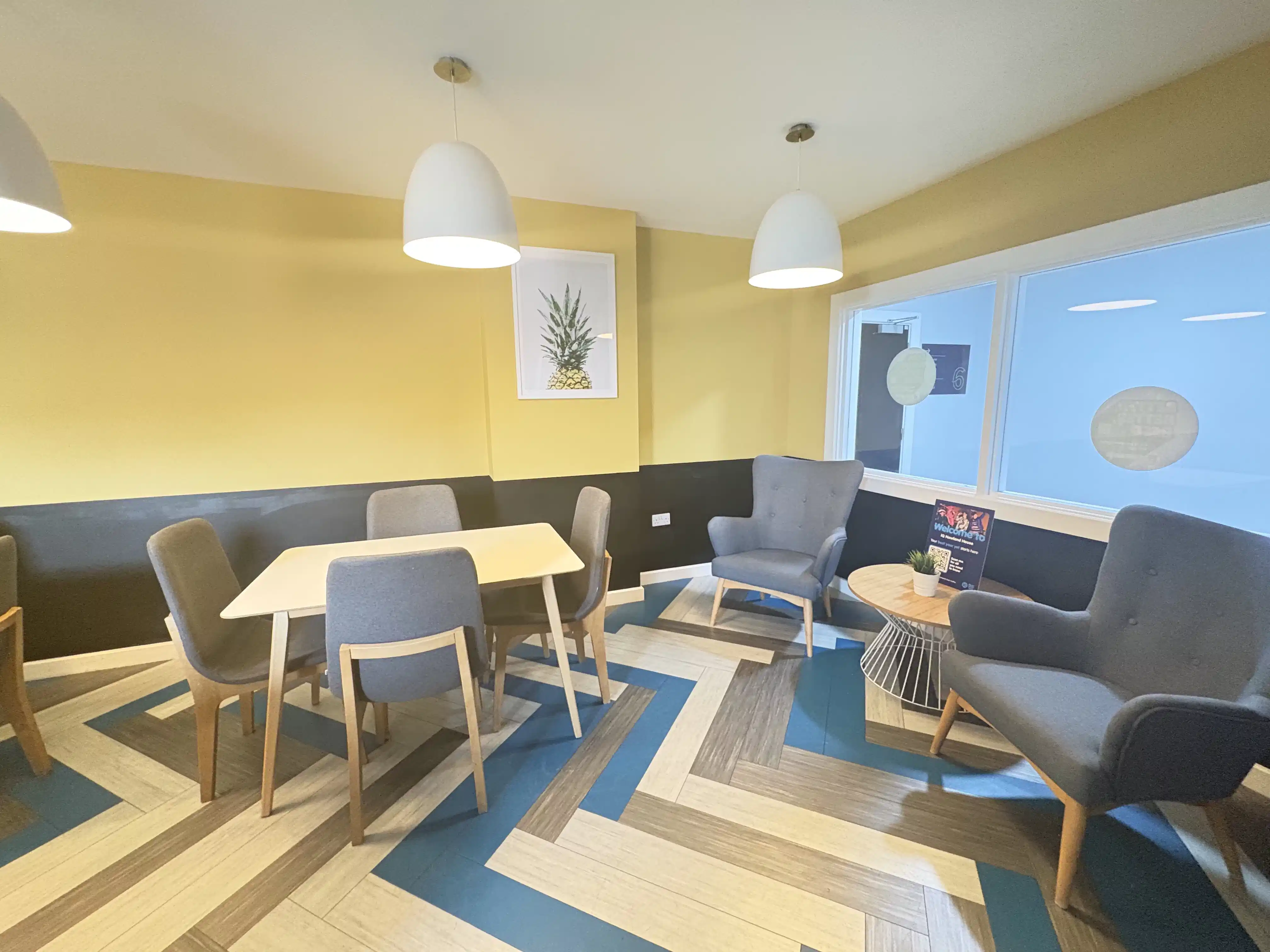 iQ Newland House, Nottingham image 20