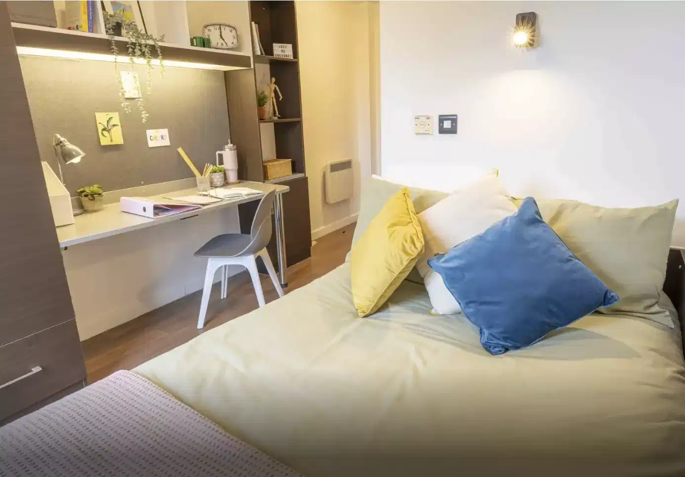 Bronze En Suite - Bedroom