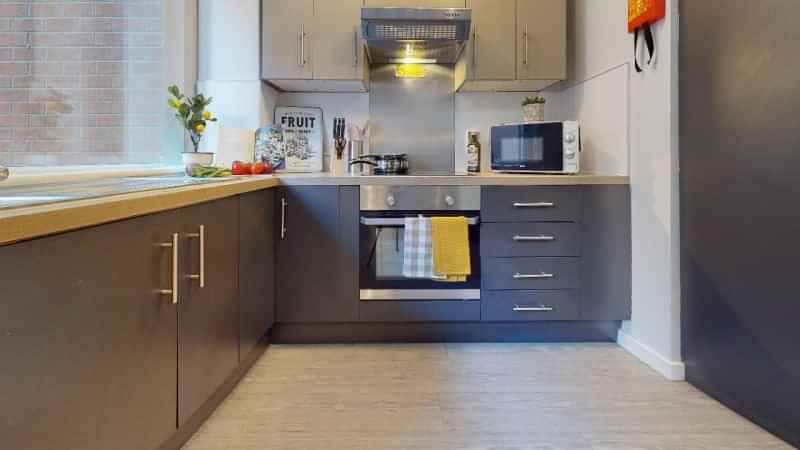 Amenities?w=400&h=260&fit=crop&q=40&auto=format&trim=auto