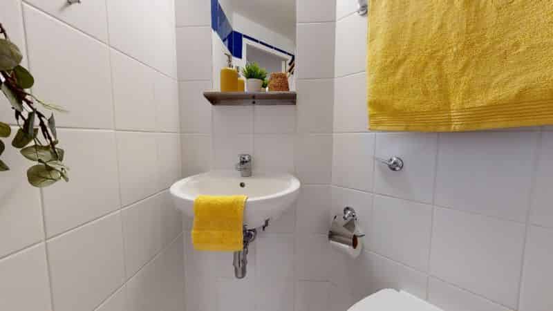 Amenities?w=400&h=260&fit=crop&q=40&auto=format&trim=auto