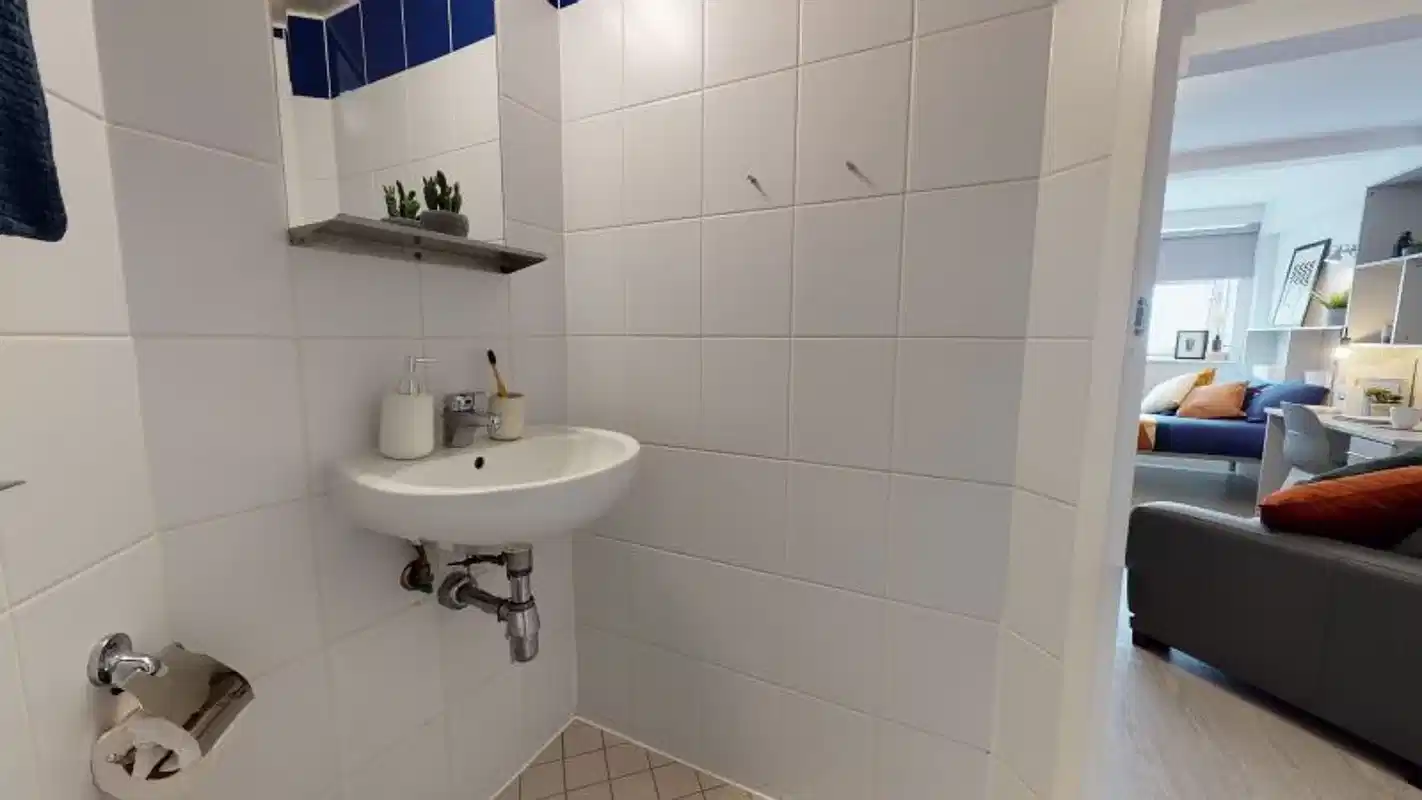 Amenities?w=400&h=260&fit=crop&q=40&auto=format&trim=auto