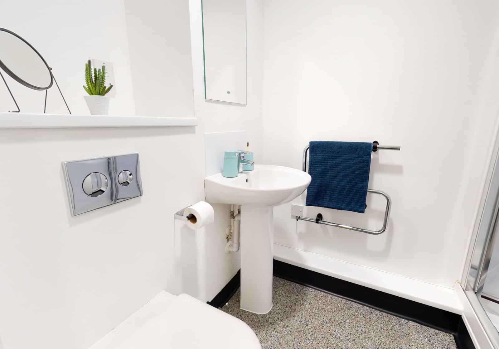 Amenities?w=400&h=260&fit=crop&q=40&auto=format&trim=auto