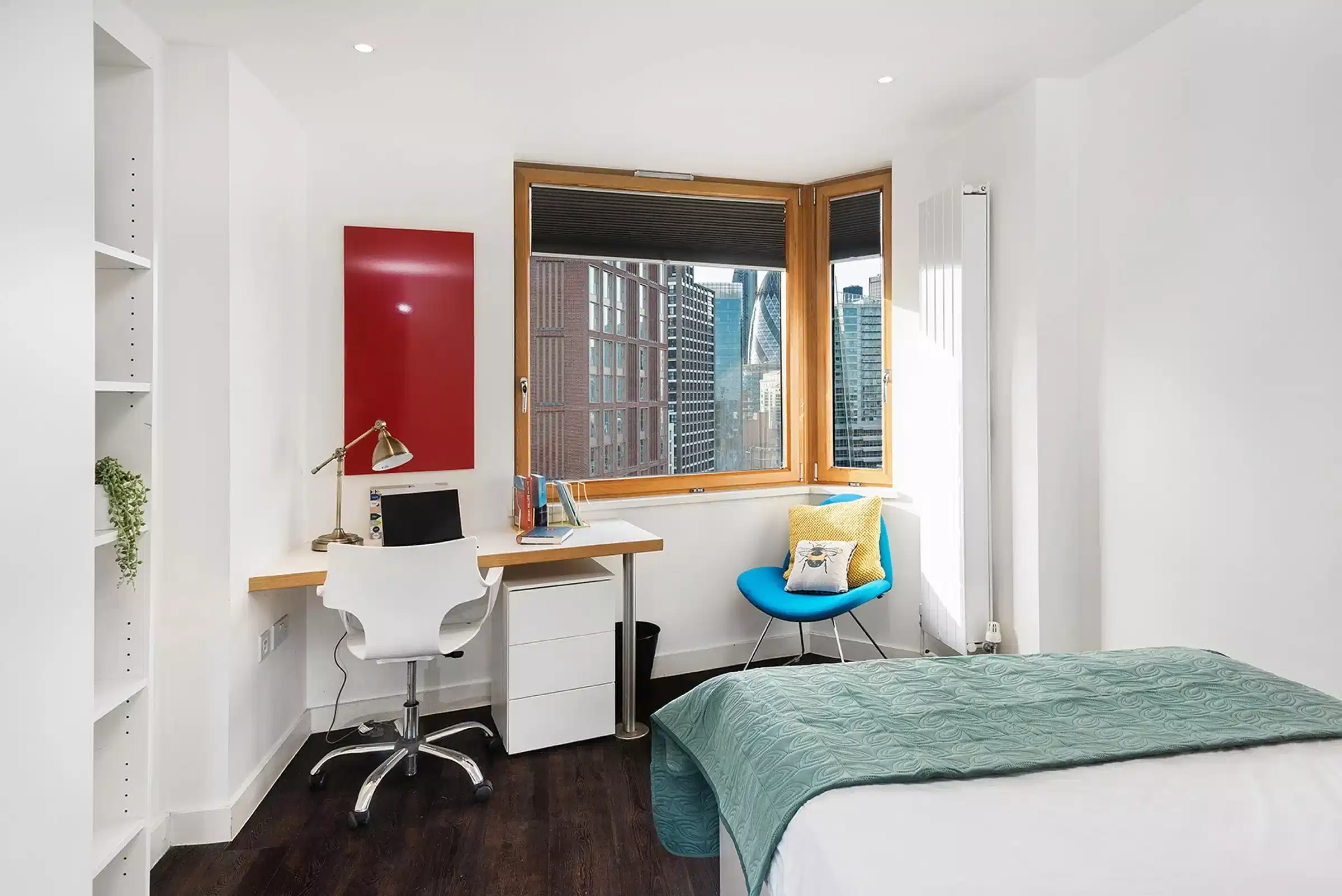 Gold Studio Upper Level Premium Horizon View