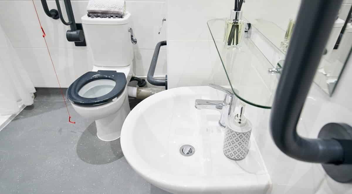 St Leonard's House, Lancaster - Lancaster, England, United Kingdom - Bathroom