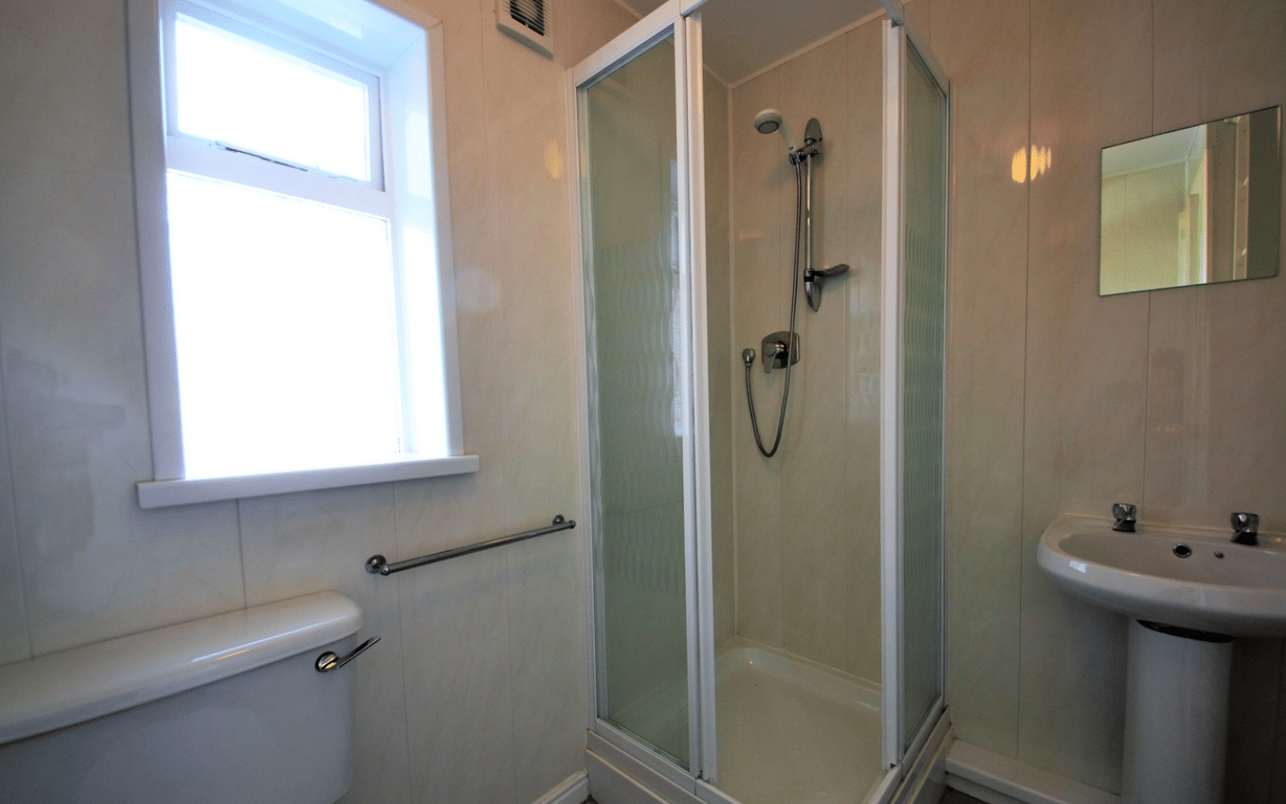 Ellesmere Avenue, Dublin - Dublin, Ireland - Screenshot 2019-05-04 at 2.56.27 PM