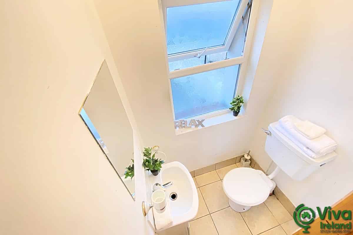 Amenities?w=400&h=260&fit=crop&q=40&auto=format&trim=auto