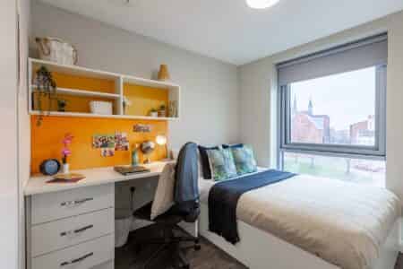 Kitchen?w=400&h=260&fit=crop&q=40&auto=format&trim=auto