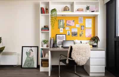 Common Area?w=400&h=260&fit=crop&q=40&auto=format&trim=auto