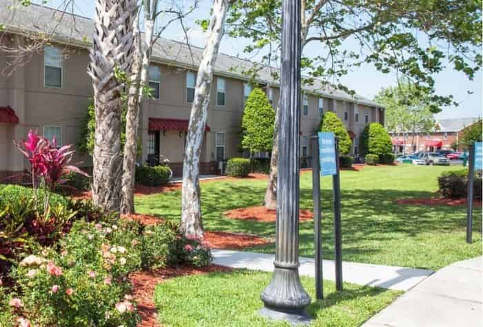 Campus Crossings On Alafaya, Orlando - Orlando, Florida, United States - Exterior