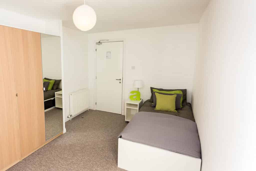 Froghall, Aberdeen - Aberdeen, Scotland, United Kingdom - Bedroom