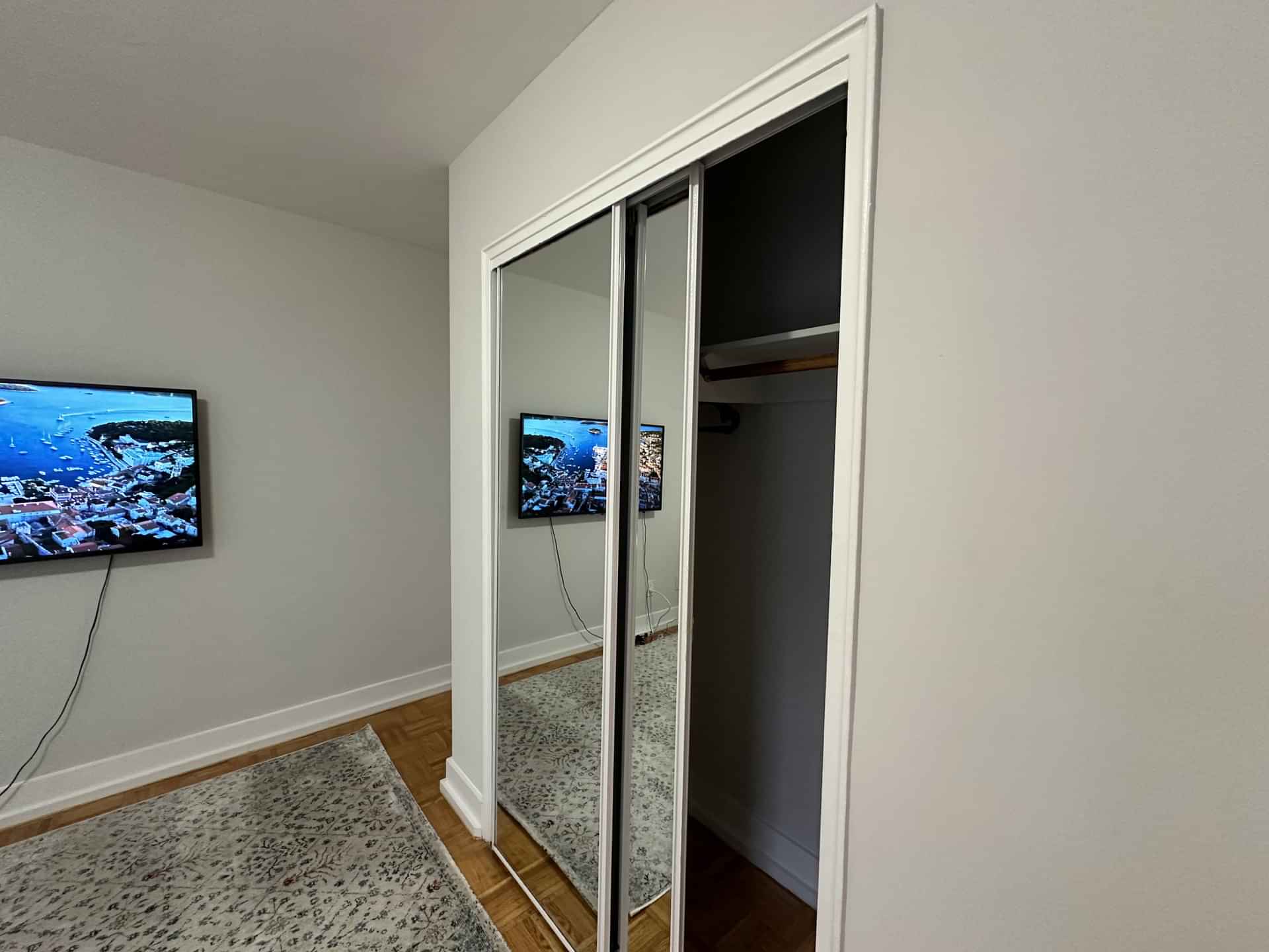 Flex Room - Amenities?w=400&h=260&fit=crop&q=40&auto=format&trim=auto