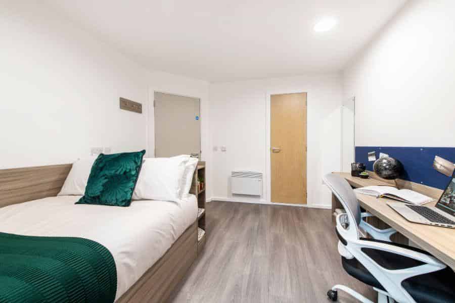Two bed apartment (shared)