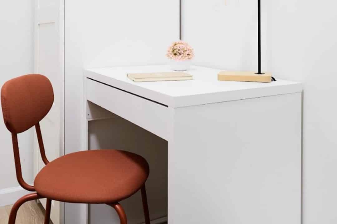 Kitchen?w=400&h=260&fit=crop&q=40&auto=format&trim=auto