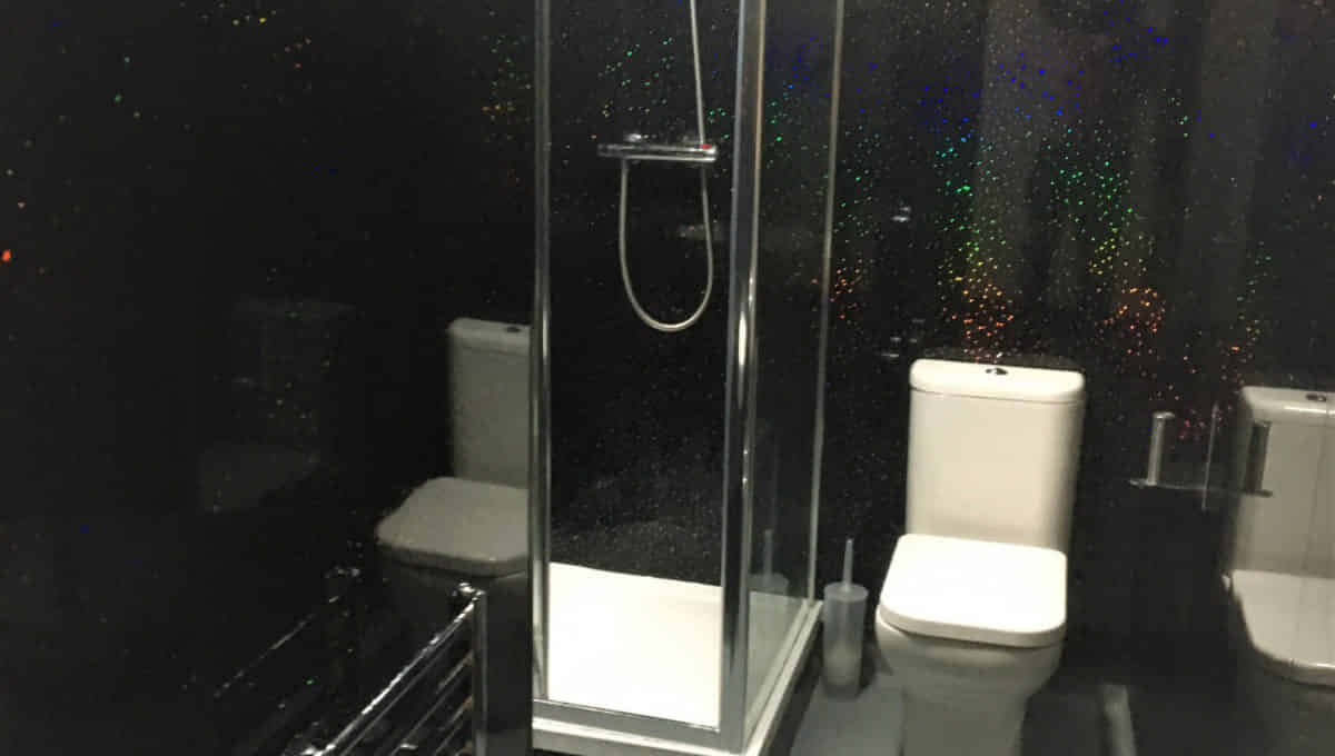 Mandale Terrace, Stockton - Stockton-on-Tees, England, United Kingdom - Bathroom