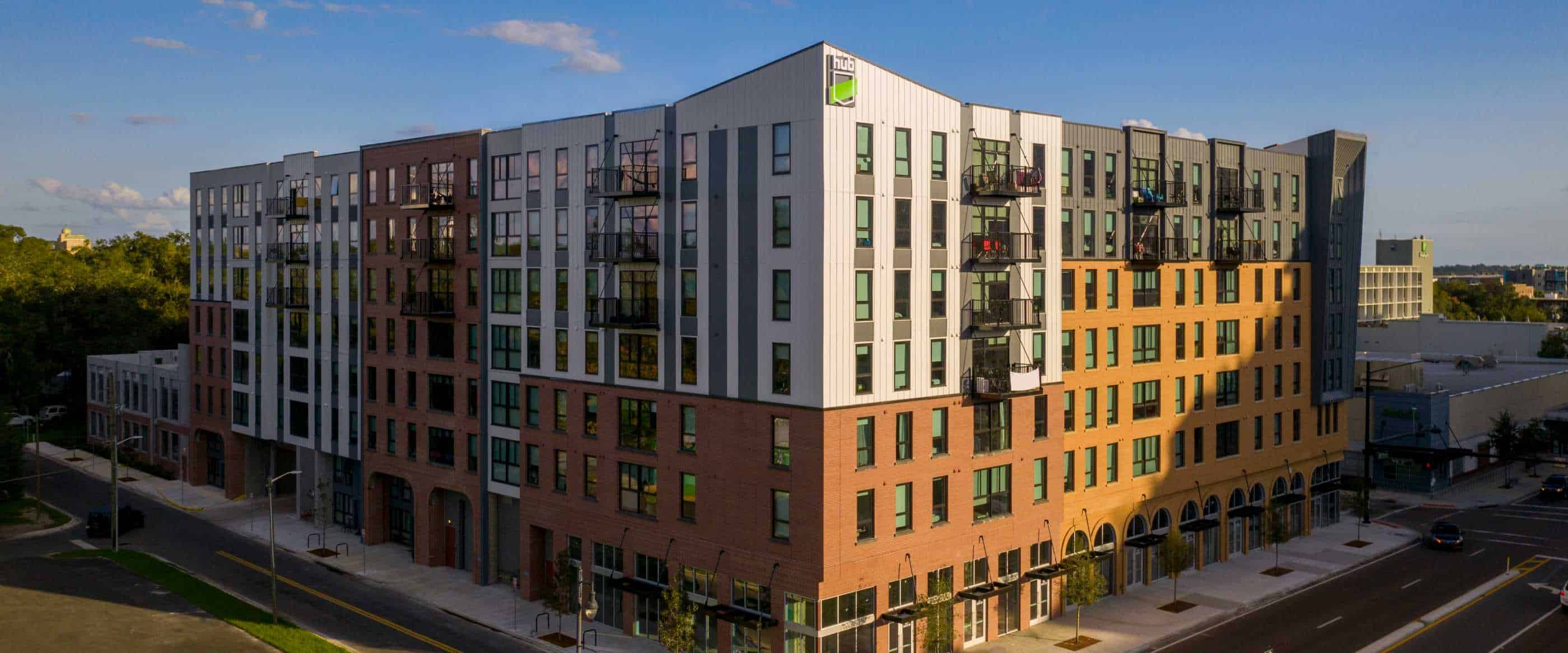 Hub on Campus Gainesville  3rd Ave, Gainesville  - Gainesville, Florida, United States - Exterior