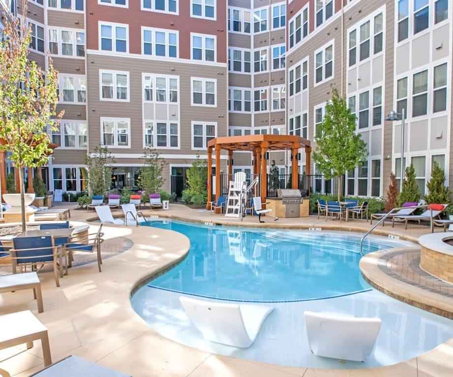 Monument Village, College Park - College Park, Maryland, United States - Exterior