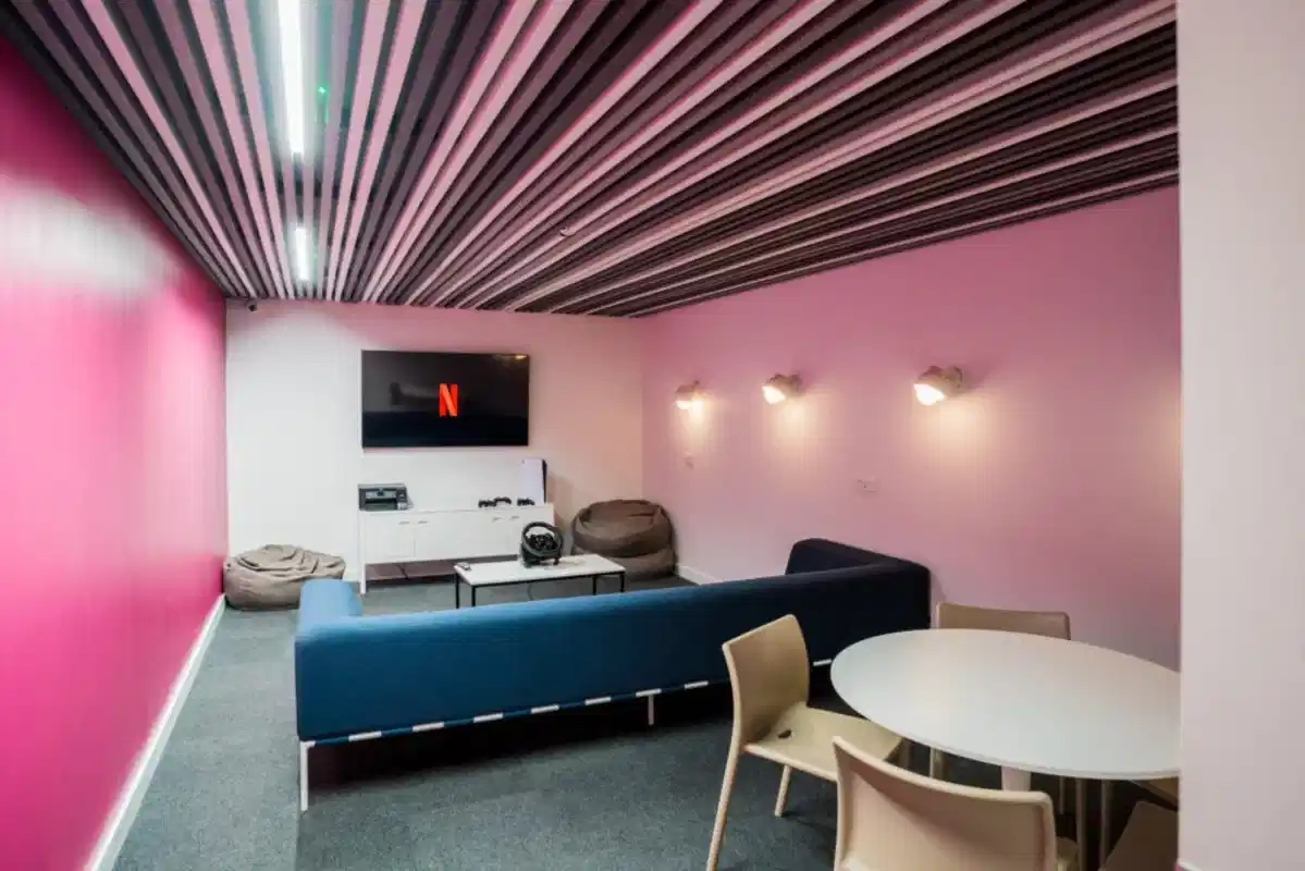 Unilife Sparkford House, Winchester - Winchester, England, United Kingdom - Amenities