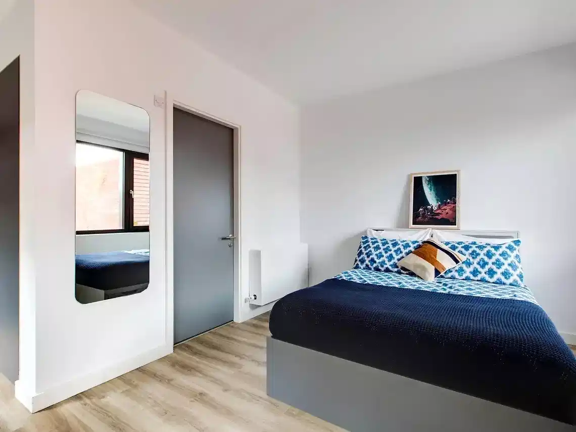 Gatehouse Ensuite 