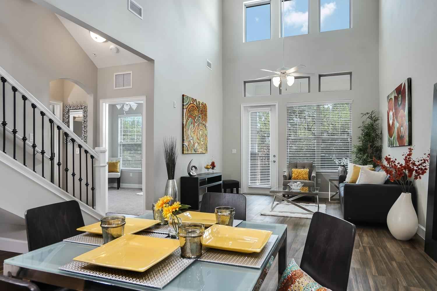 The Row on 7th, Gainesville - Gainesville, Florida, United States - Amenities