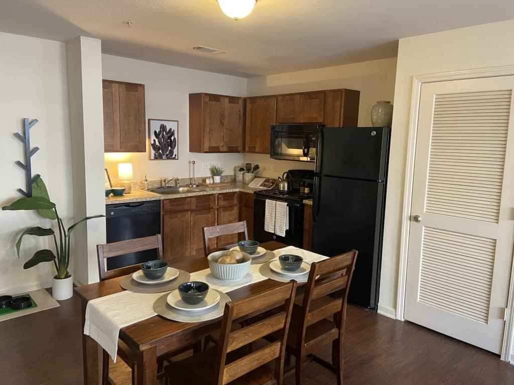 Varsity House Gainesville, Gainesville - Gainesville, Florida, United States - Kitchen
