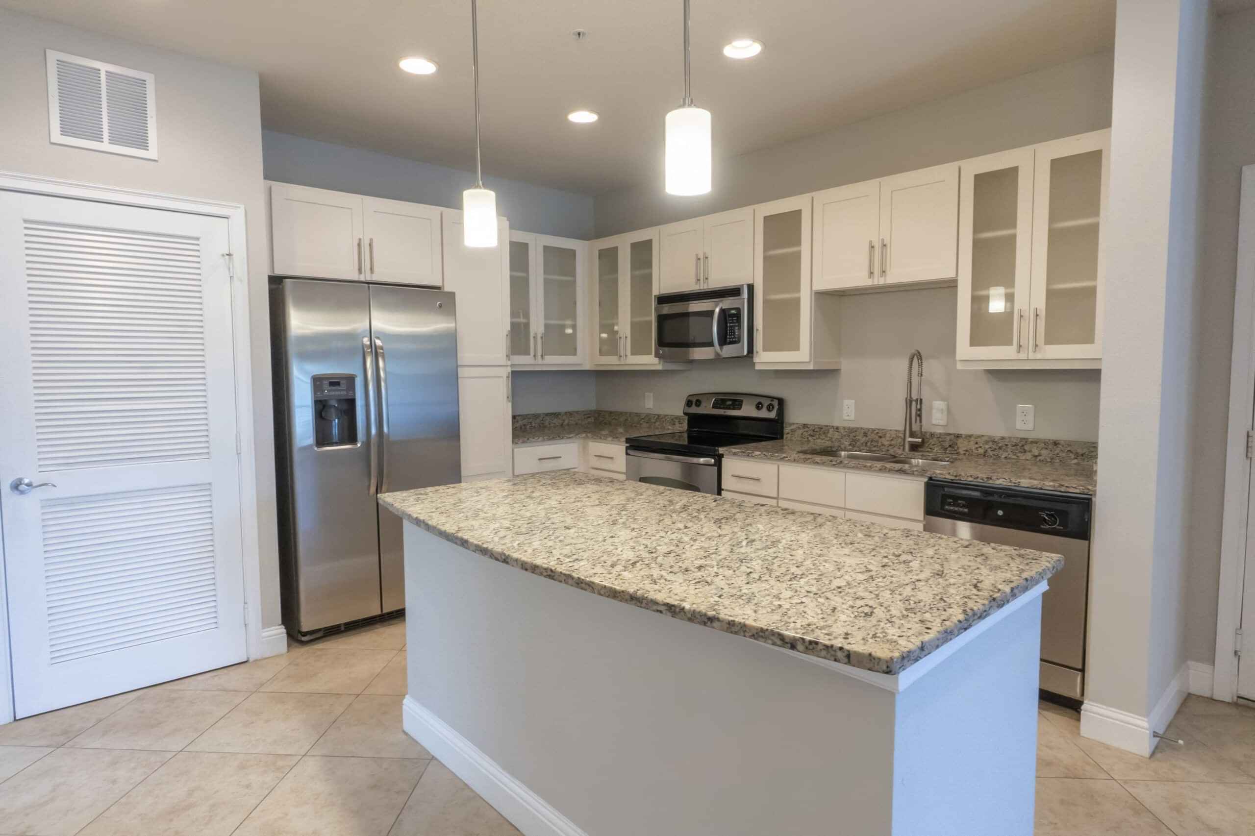 The Row on the 5th, Gainesville - Gainesville, Florida, United States - Kitchen