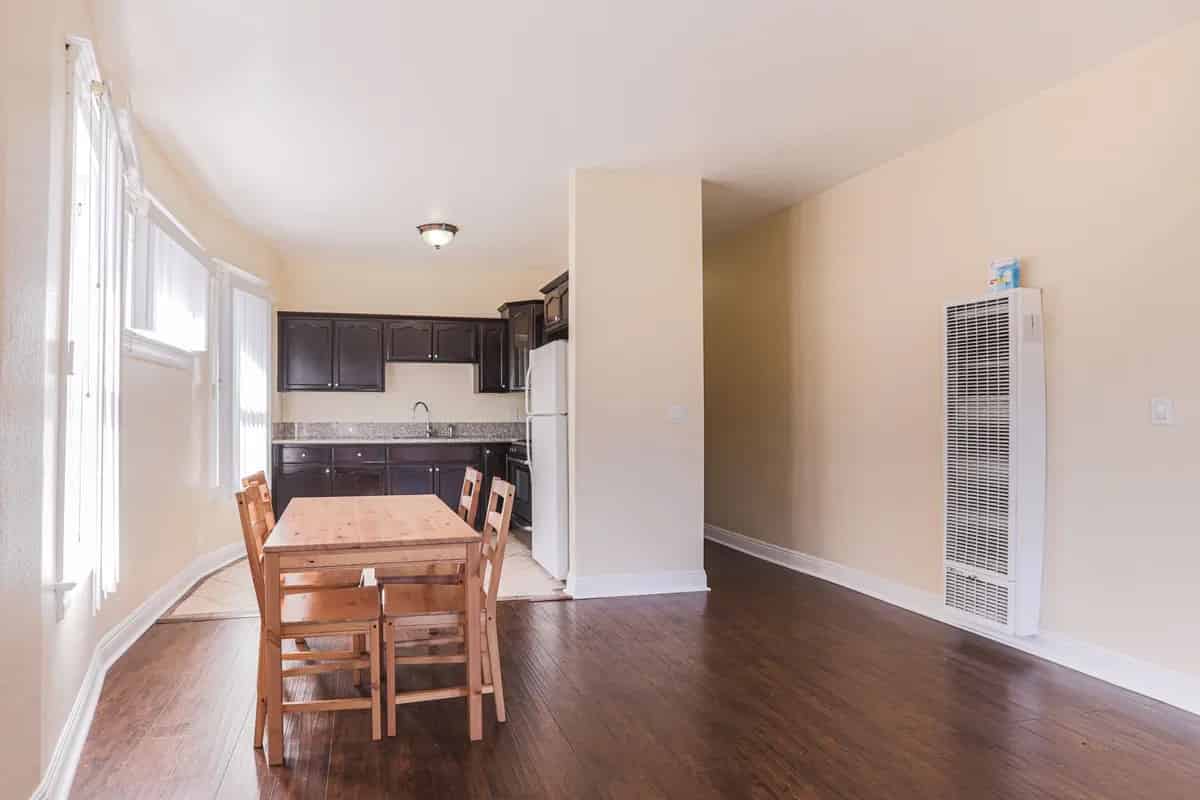 1505 W 27th St, Los Angeles - Los Angeles, California, United States - Amenities