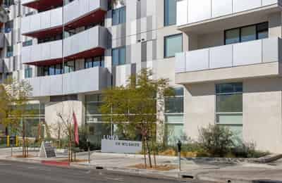 Luna On Wilshire, Los Angeles - Los Angeles, California, United States - Exterior