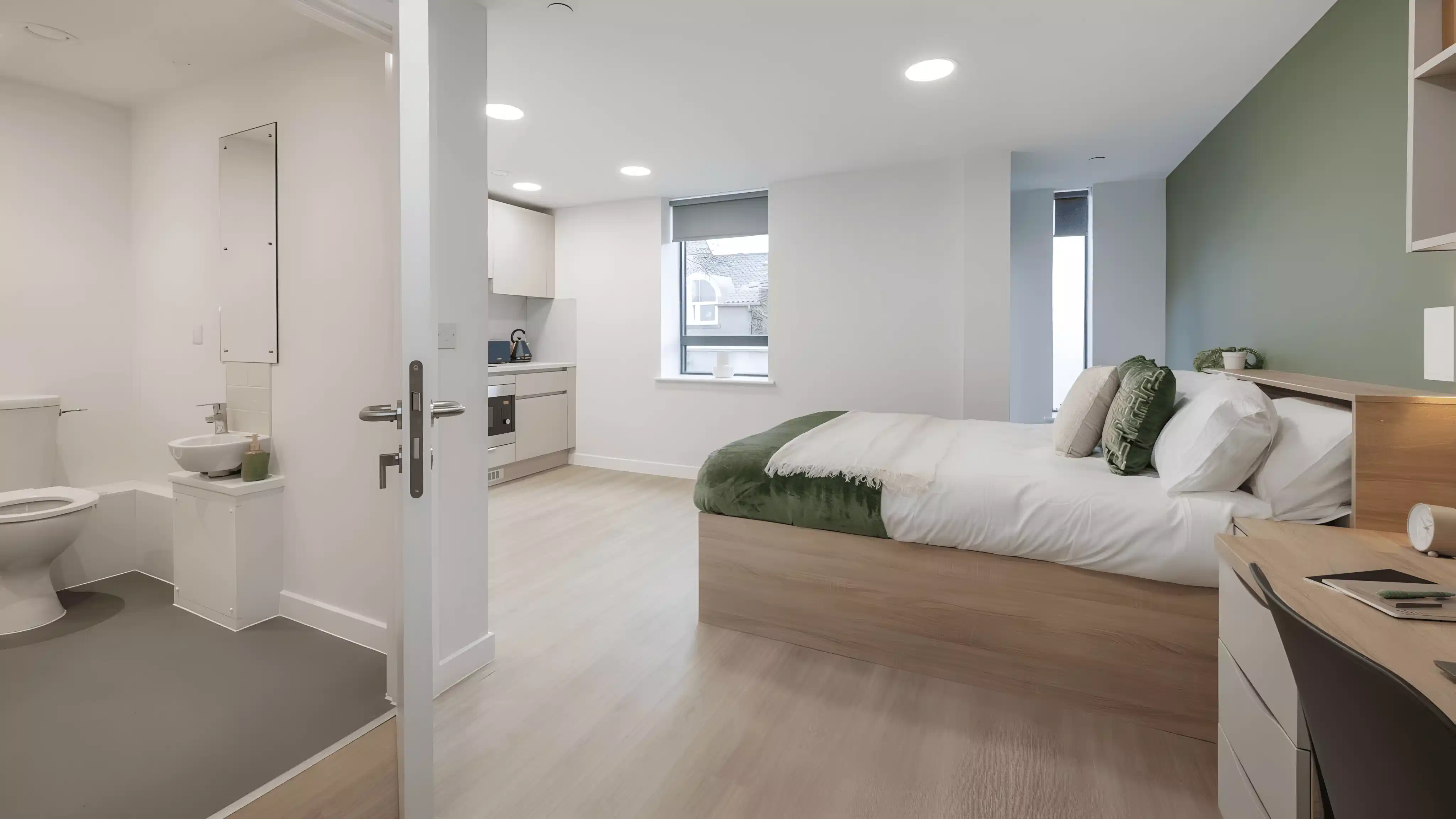 Amenities?w=400&h=260&fit=crop&q=40&auto=format&trim=auto